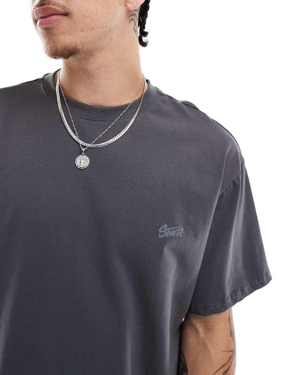 Pull&Bear STWD T-shirt in gray Product Image