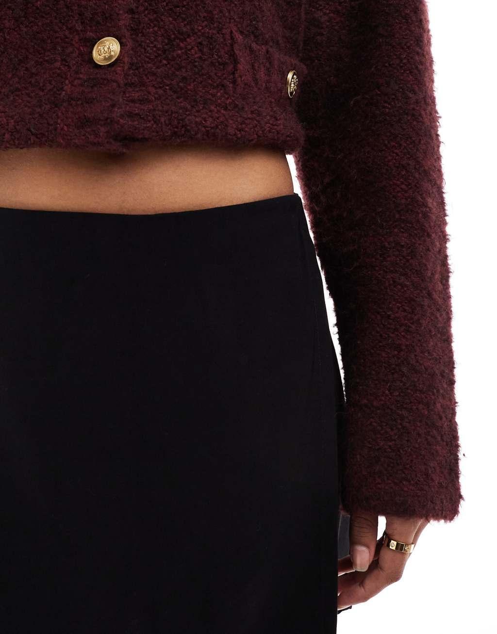 Vero Moda high waisted skort in black Product Image