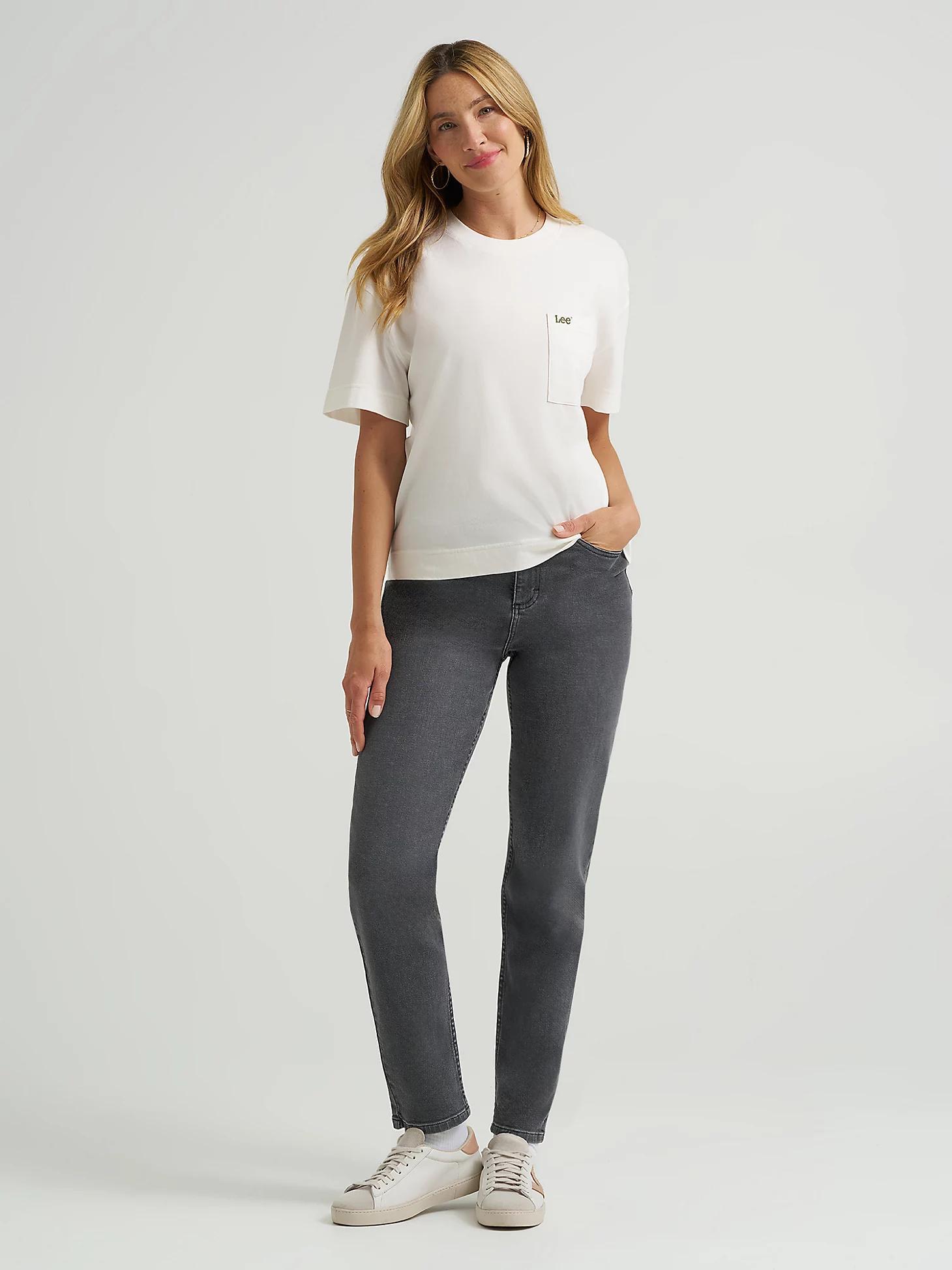 Women's Solid Logo Pocket Tee | Women's Tops & Tees | Lee® Product Image