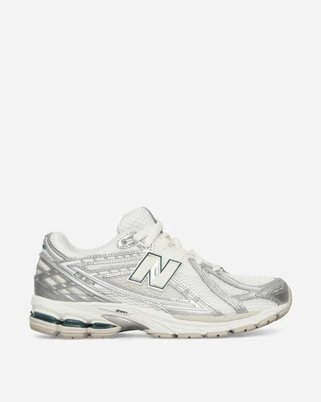 New Balance 1906 Unisex Sneakers Silver Metalic / Sea Salt M 11 Product Image