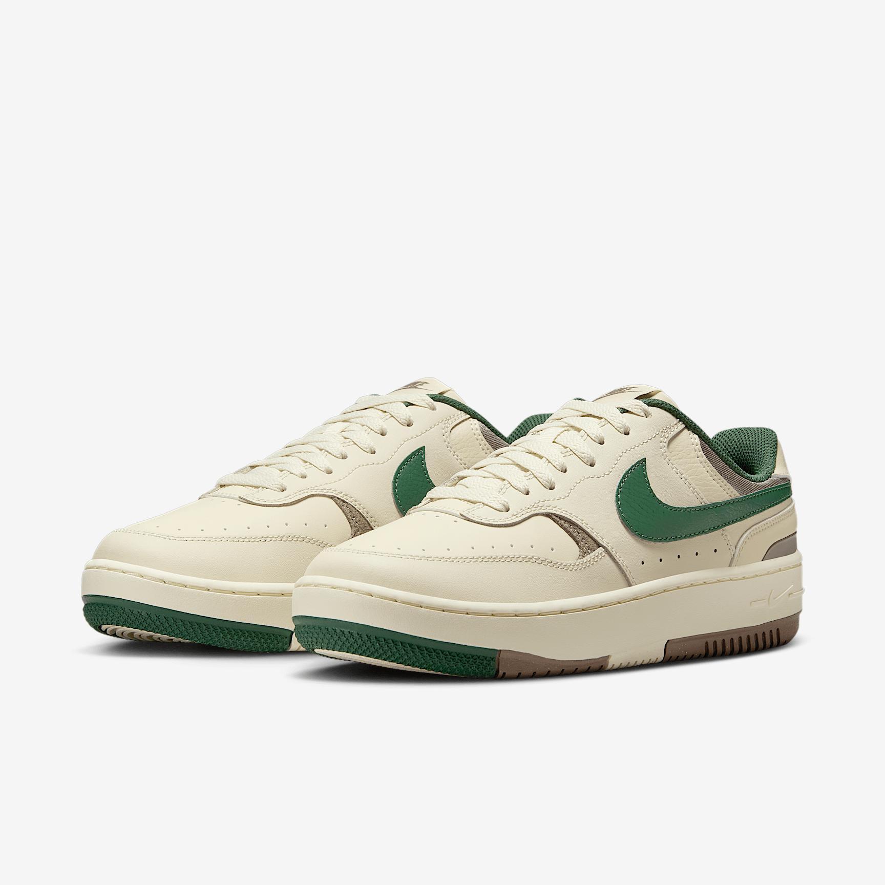 Nike Gamma Force Women's Shoes Product Image