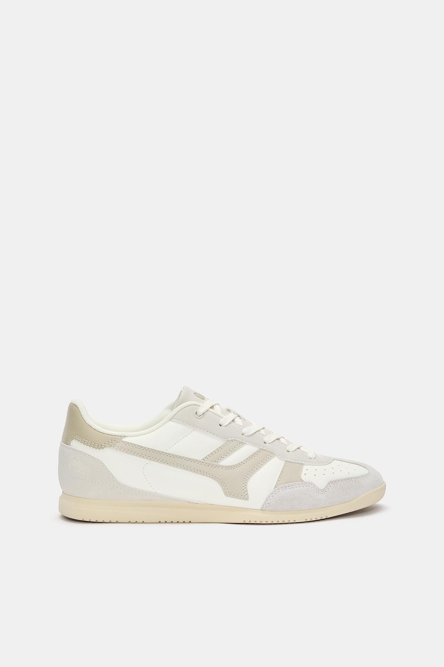 Retro sneakers Product Image