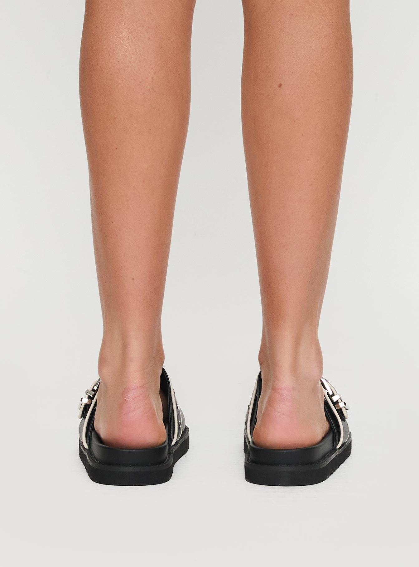 Nellie Flats Black Product Image