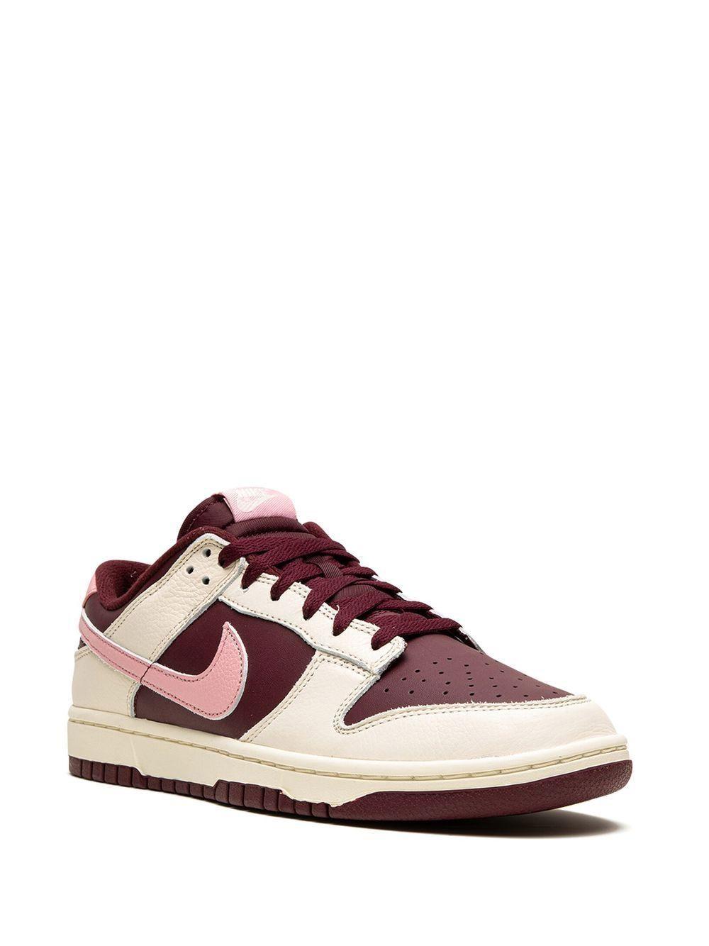 Dunk Low Retro Prm "Valentine&apos;S Day 2023" sneakers Product Image