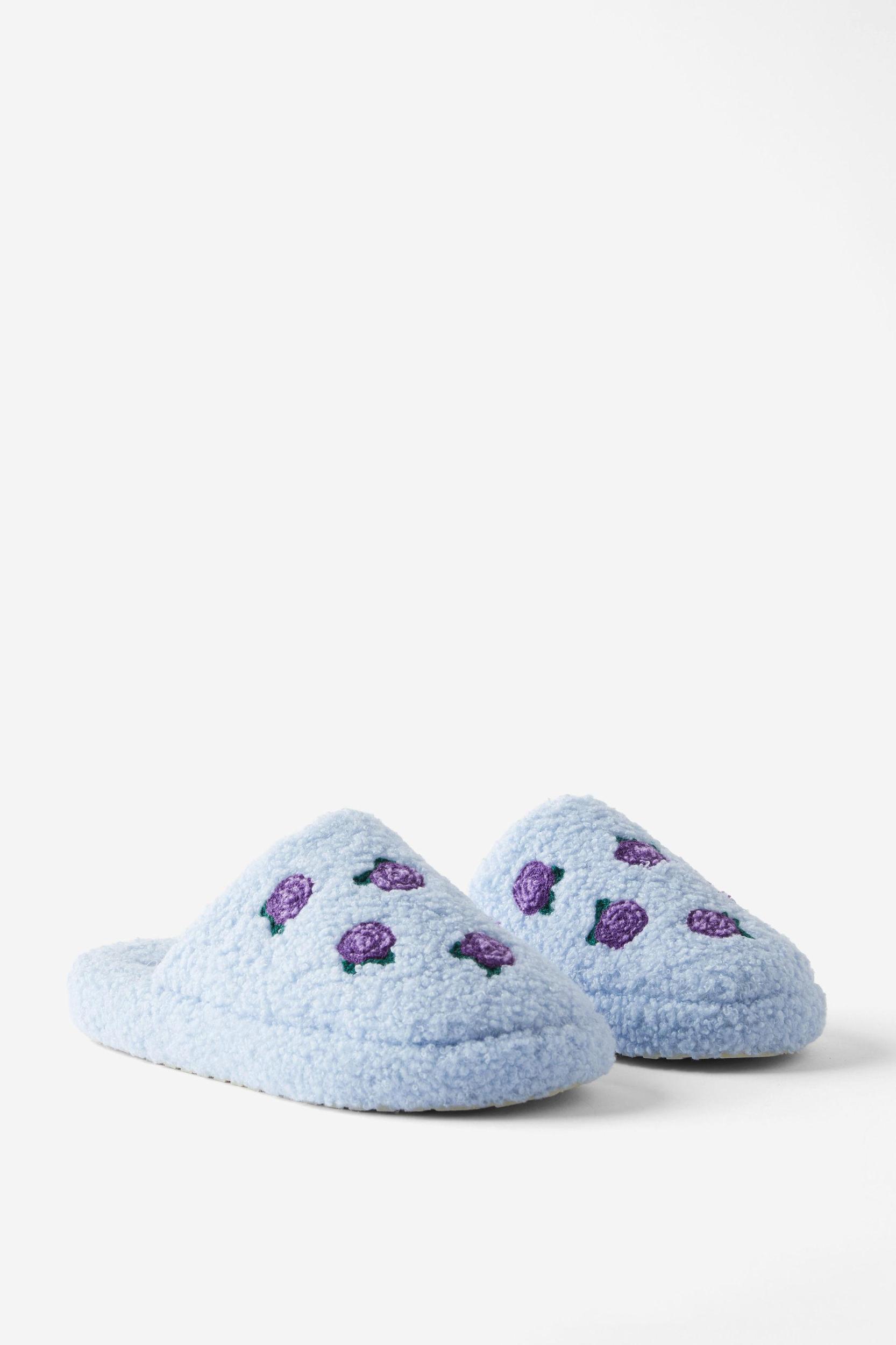 Cosy Novelty Scuff Slipper Product Image