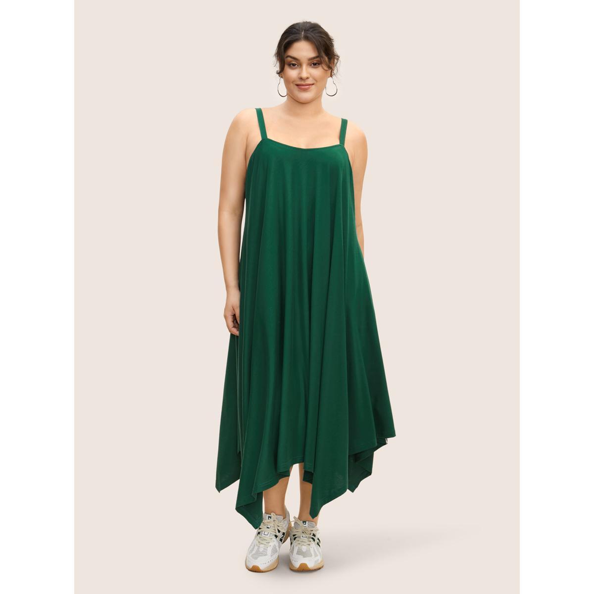 Plus Size Solid Asymmetrical Hem Pocket Cami Dress DarkGreen Women Casual Asymmetrical Square Neck Sleeveless Curvy BloomChic 28/5X Product Image