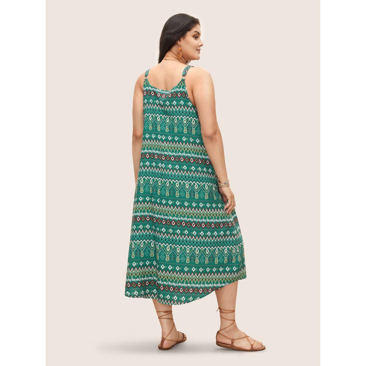 Plus Size Bandana Geometric Pleated Cami Dress Emerald Women Resort Pleated Non Sleeveless Curvy Midi Dress BloomChic 22-24/3X Product Image