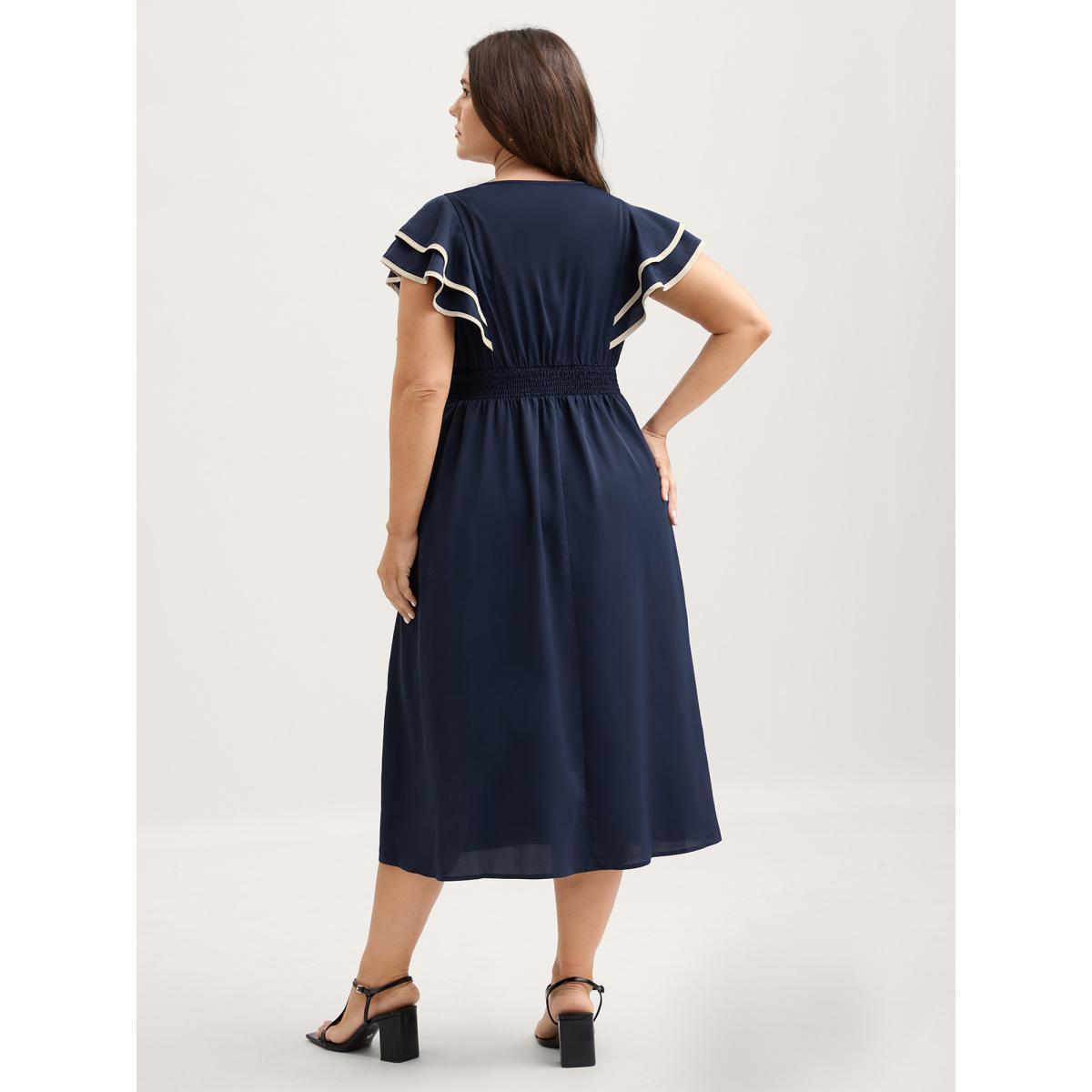 Plus Size Color Contrast Pleated Cinched Waist Midi Dress DarkBlue Women V-neck Short sleeve Curvy BloomChic 28/5X Product Image