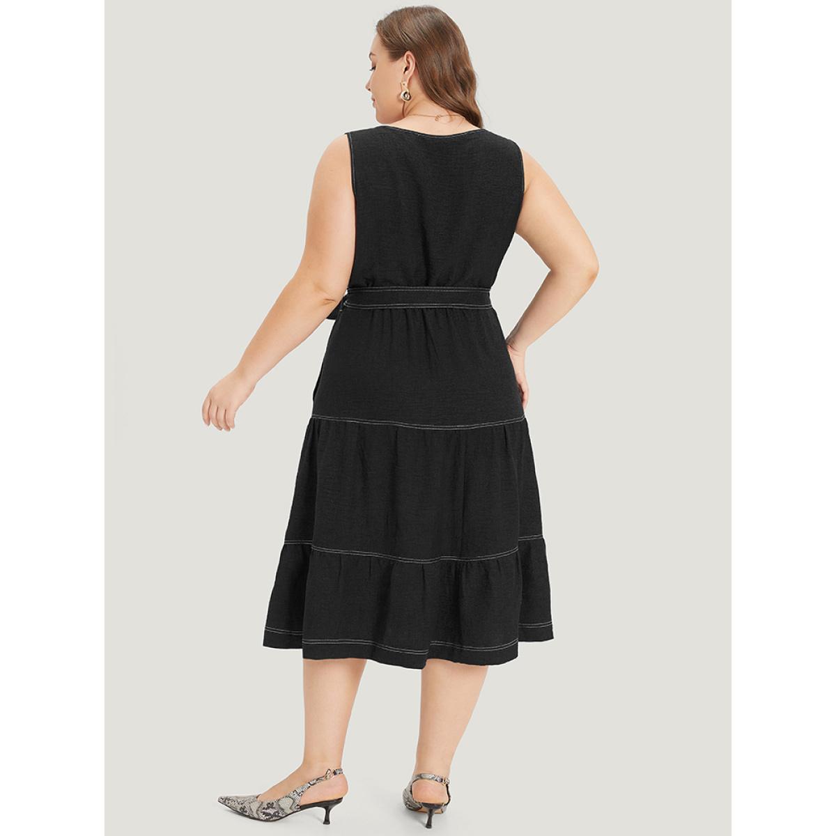 Plus Size Plain Pocket Belted Layered Contrast Dress Black Women Office Plain V-neck Sleeveless Curvy Midi Dress BloomChic 30/6X Product Image