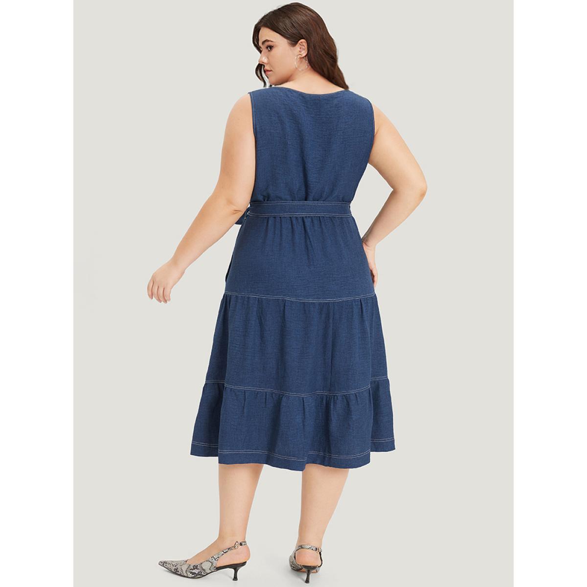 Plus Size Plain Pocket Belted Layered Contrast Dress Navy Women Office Plain V-neck Sleeveless Curvy Midi Dress BloomChic 28/5X Product Image
