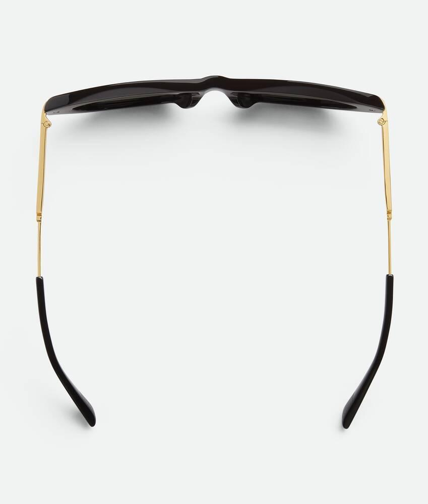 Women's Classic Cat Eye Sunglasses in Black/grey Product Image