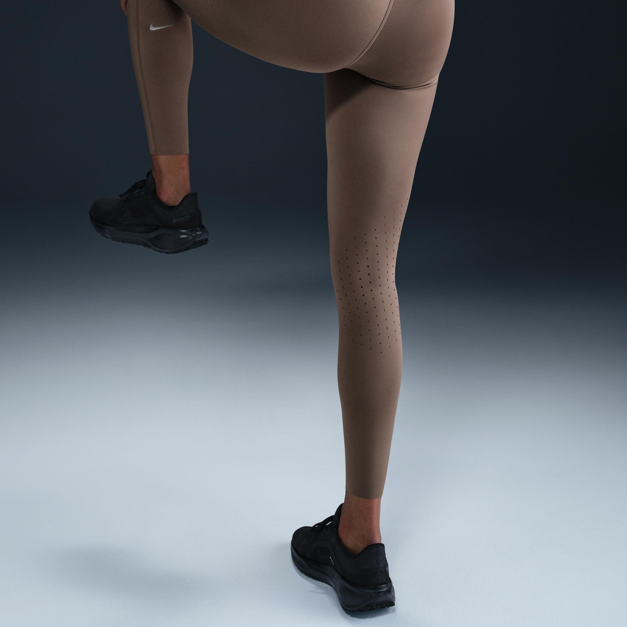 Nike Women's Swift High-Waisted 7/8 Running Leggings with Pockets Product Image