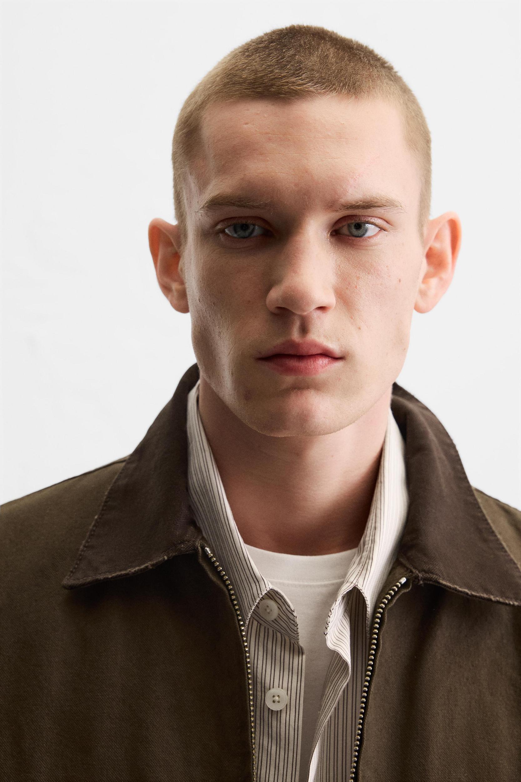 MIXED COLLAR JACKET Product Image