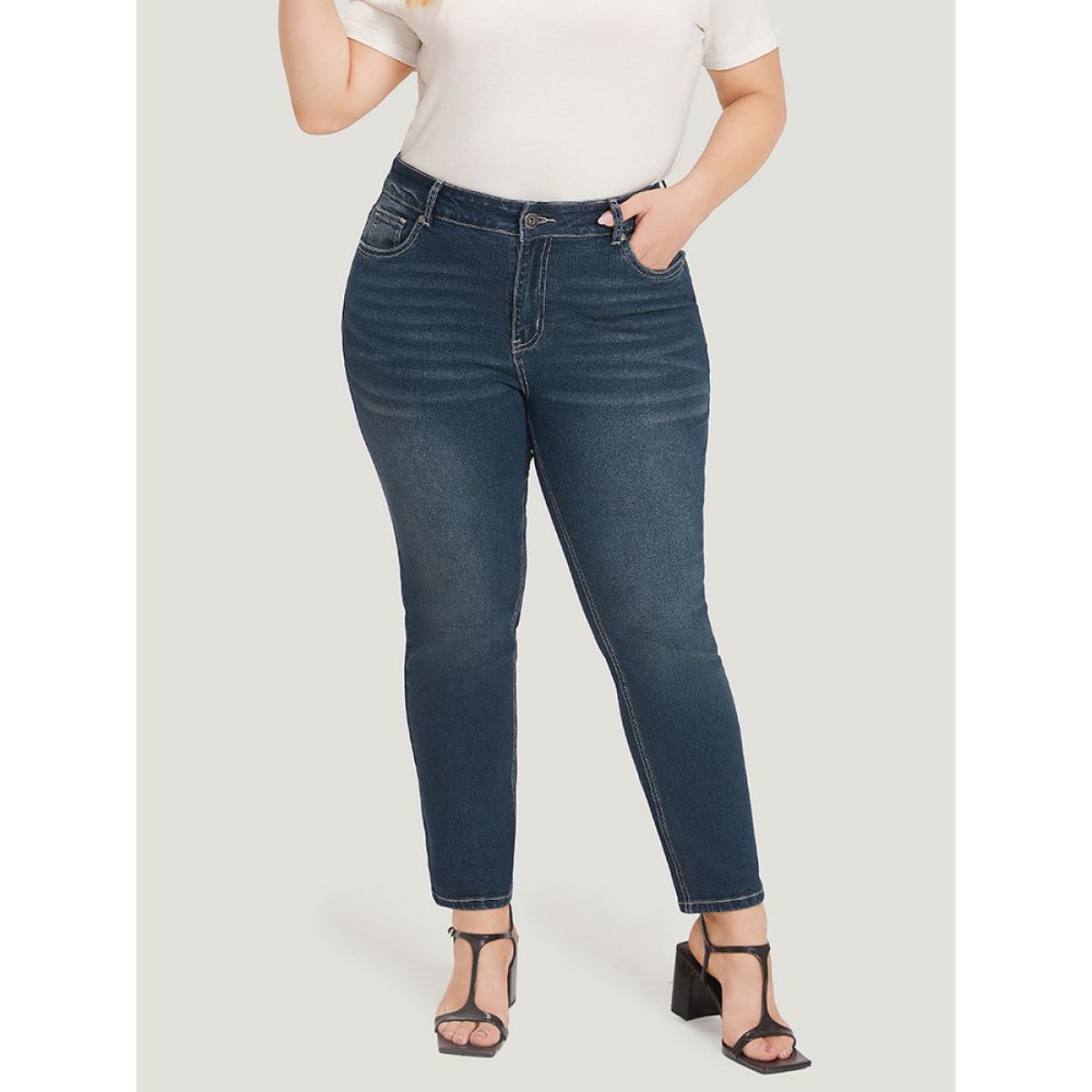 Plus Size Solid High Rise Pocket Dark Wash Jeans Women Midnight Casual Plain Plain High stretch Pocket Jeans BloomChic 26/4X Product Image