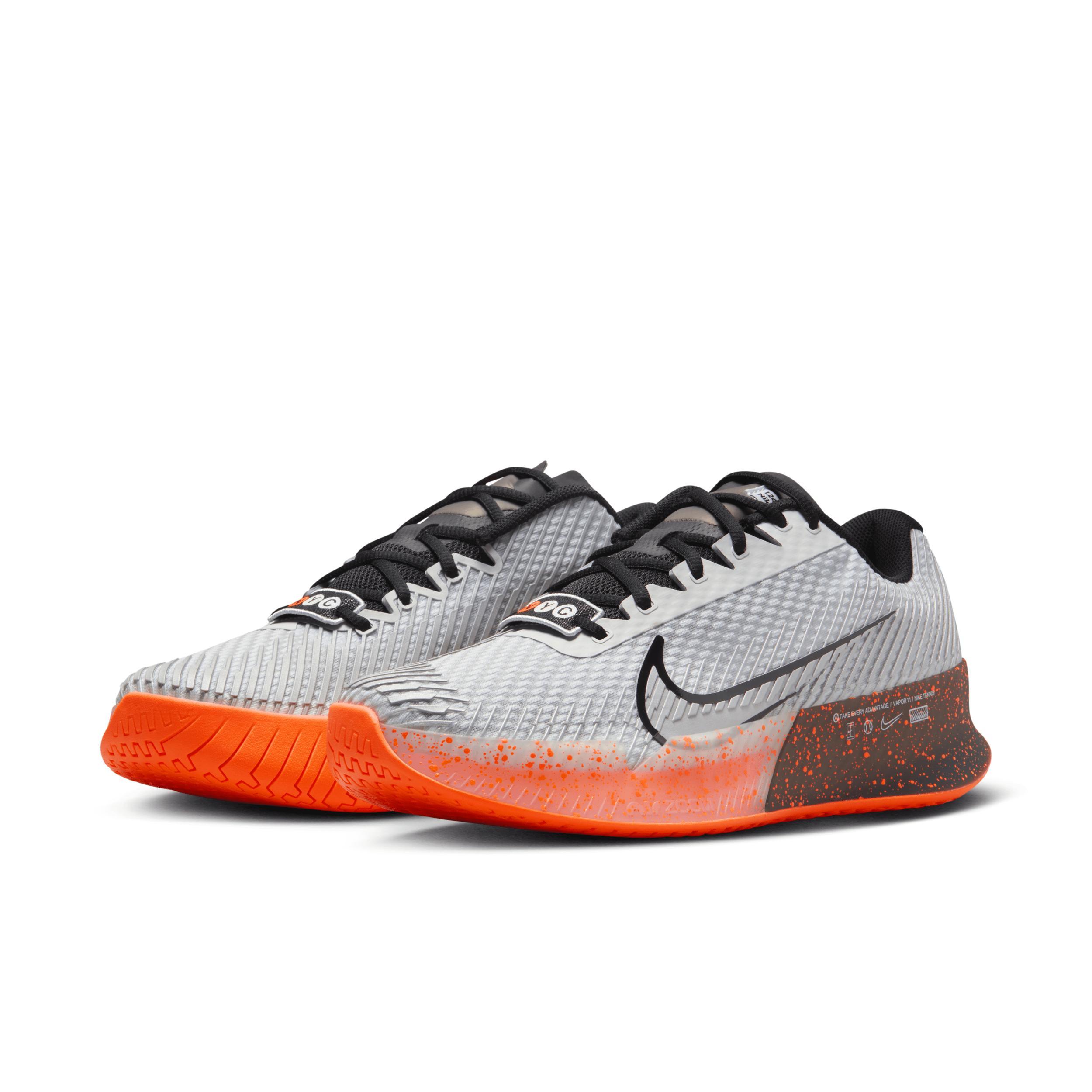 Nike Men's Court Vapor 11 HC Premium Hard Court Tennis Shoes Product Image