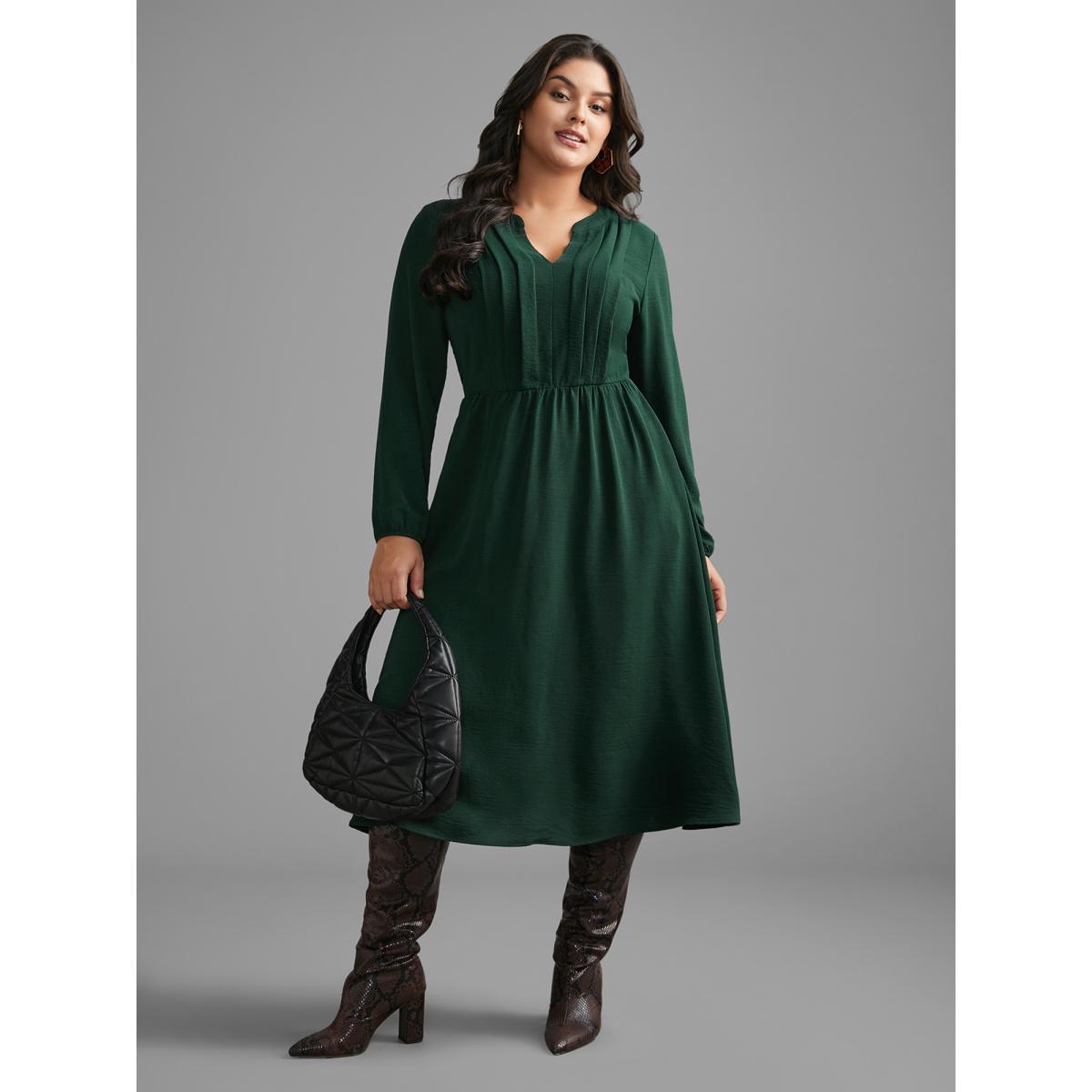 Plus Size Plain Notched Pleated Midi Dress DarkGreen Women At the Office Pleated Flat collar Long Sleeve Curvy BloomChic 28/5X Product Image