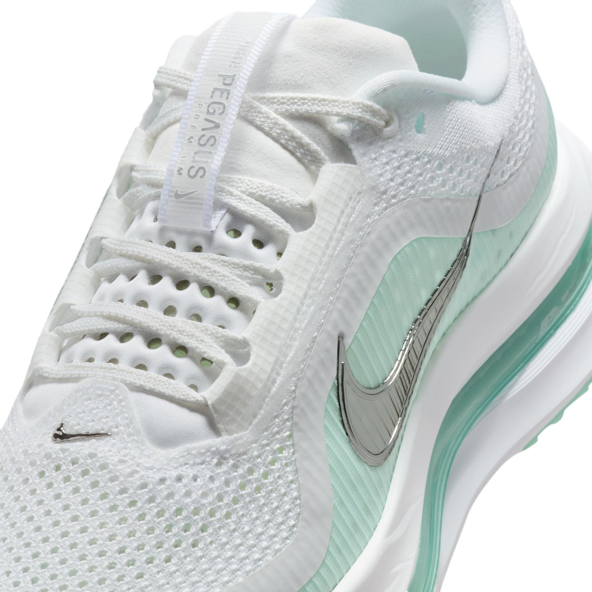 Nike Women's Pegasus Premium Road Running Shoes Product Image