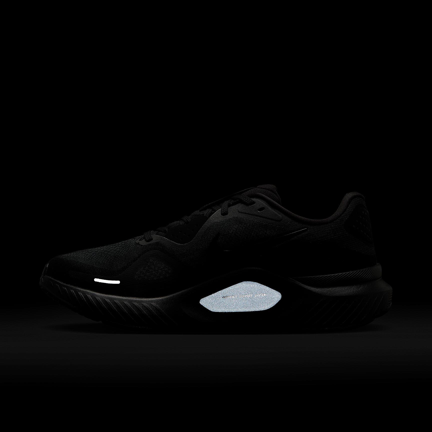 Nike Structure 26 Men's Road Running Shoes Product Image