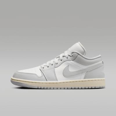 Air Jordan 1 Low Women's Shoes Product Image