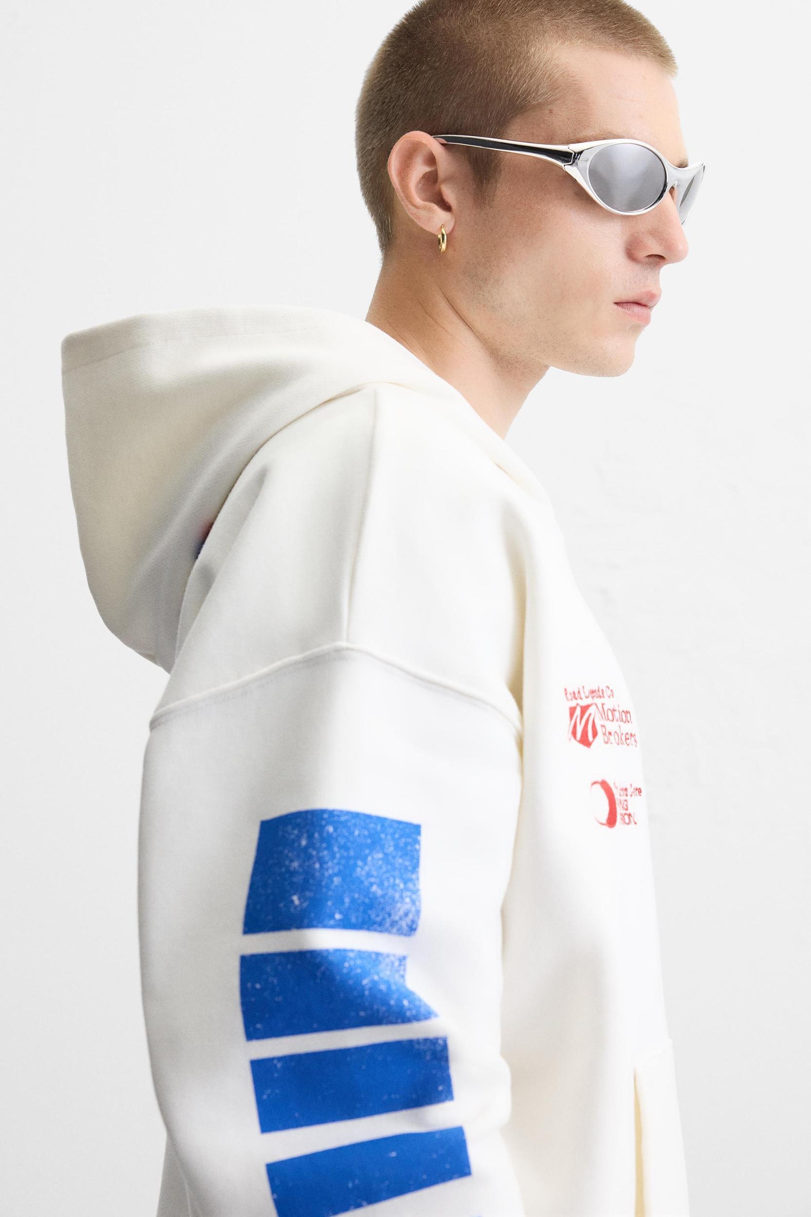 RACING PRINT HOODIE Product Image
