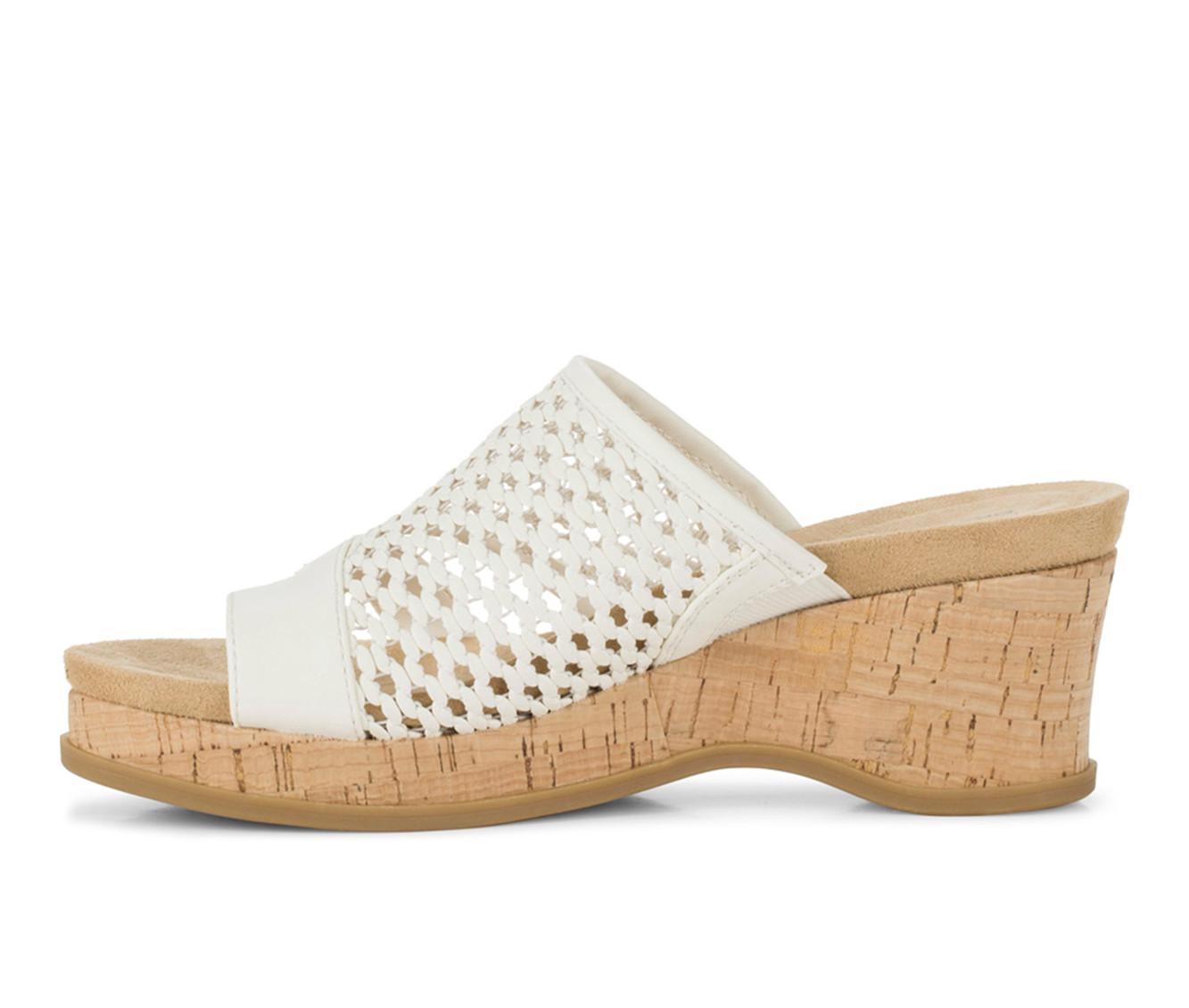 Women's Baretraps Cherish Wedges Product Image
