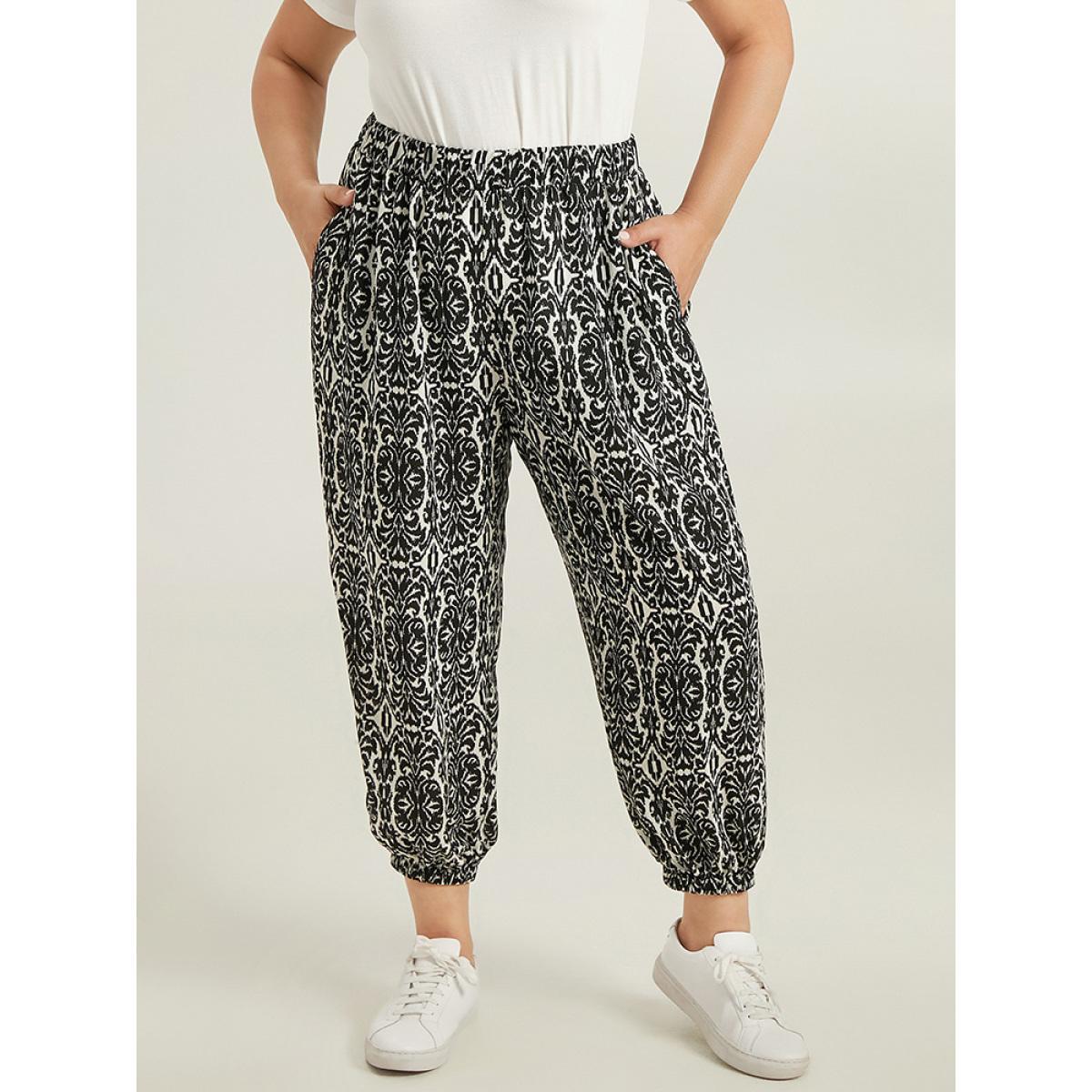 Plus Size Boho Print Elastic Waist Harem Pants Women Black Casual Harem High Rise Dailywear Pants BloomChic 12/L Product Image