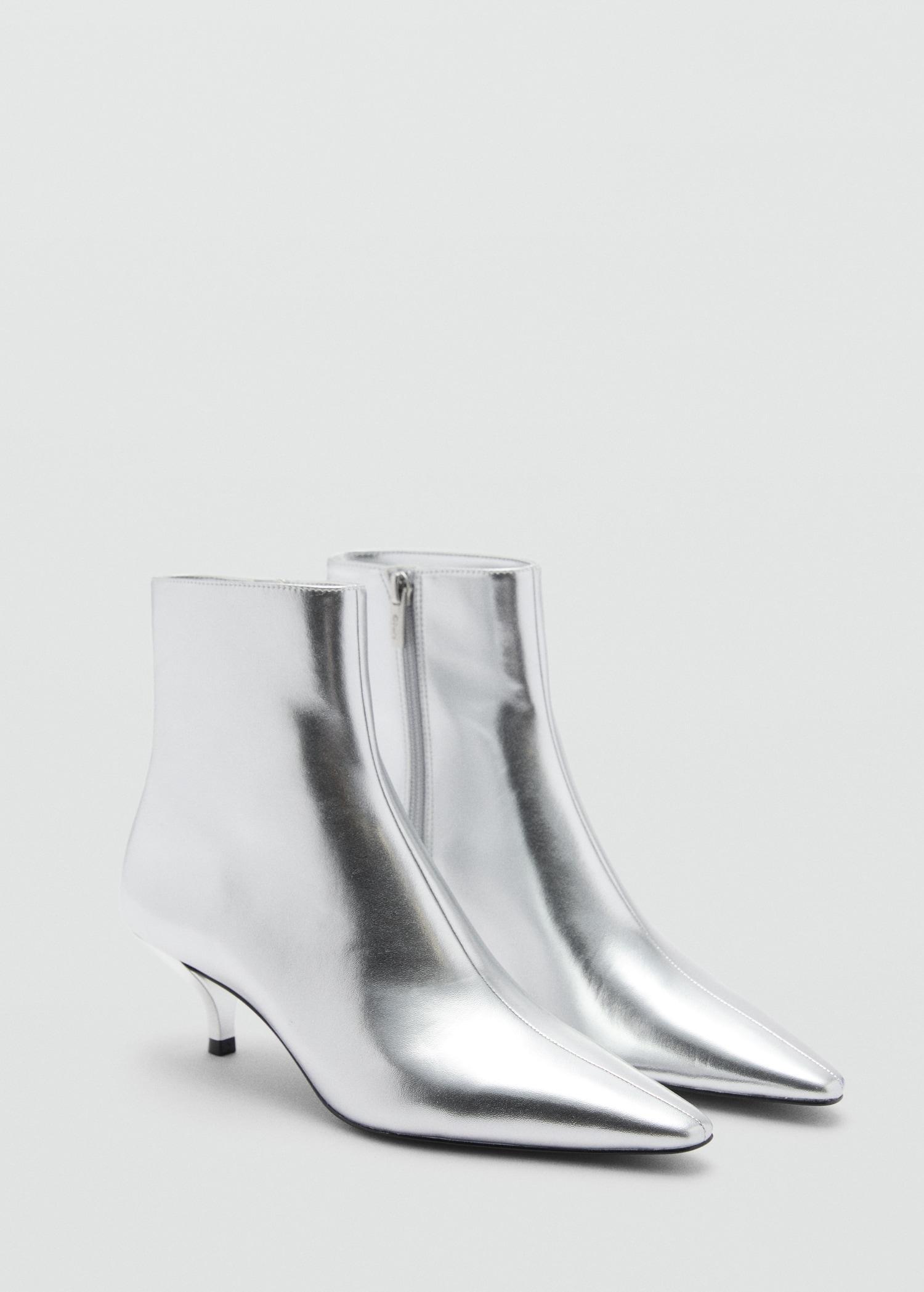Metallic-effect pointed-toe boots - Women | MANGO USA Product Image