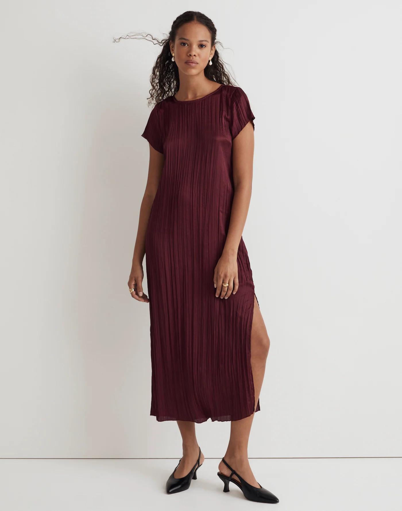 Short-Sleeve Slip Midi Dress in Plissé Product Image