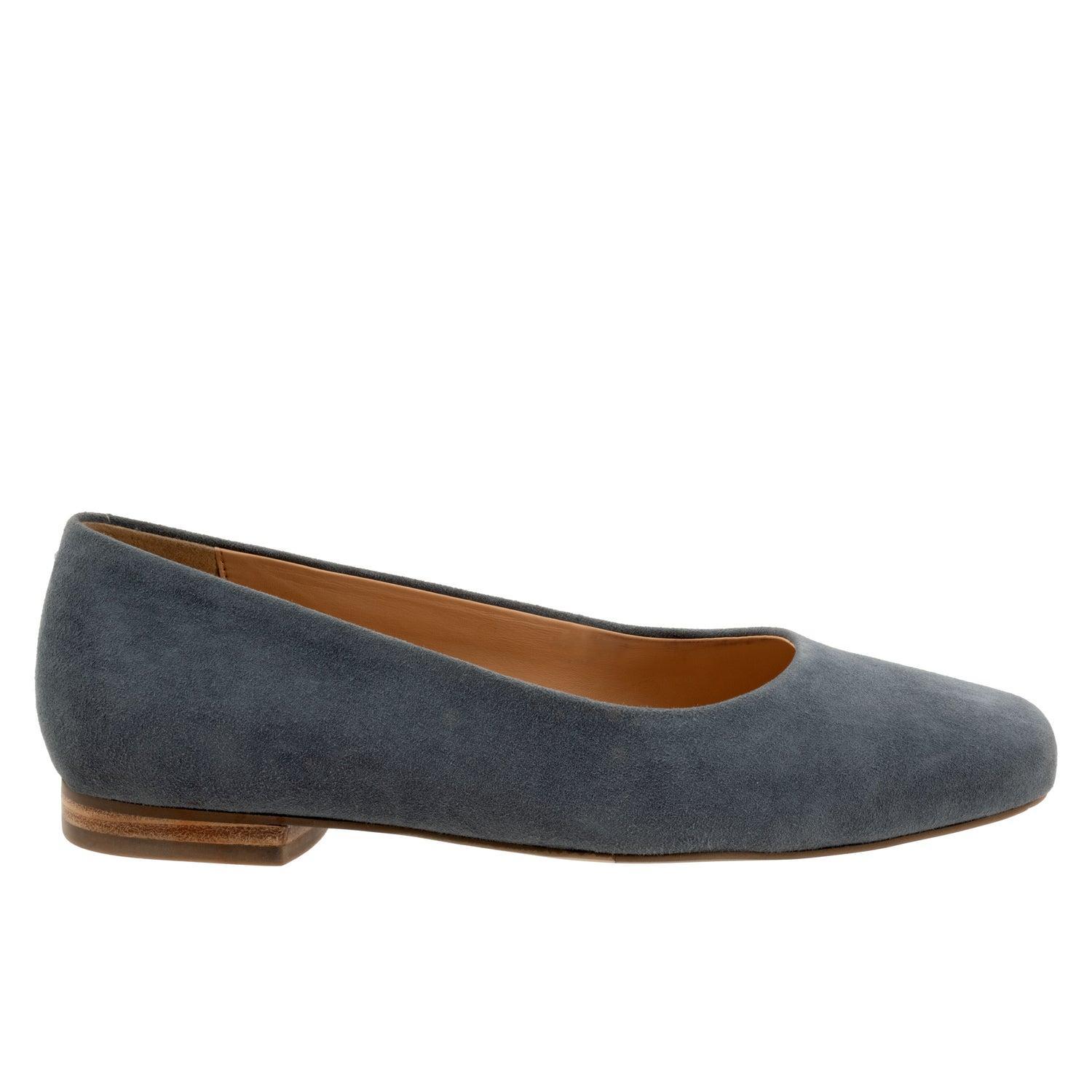 Women's Softwalk Sofia Flats Product Image