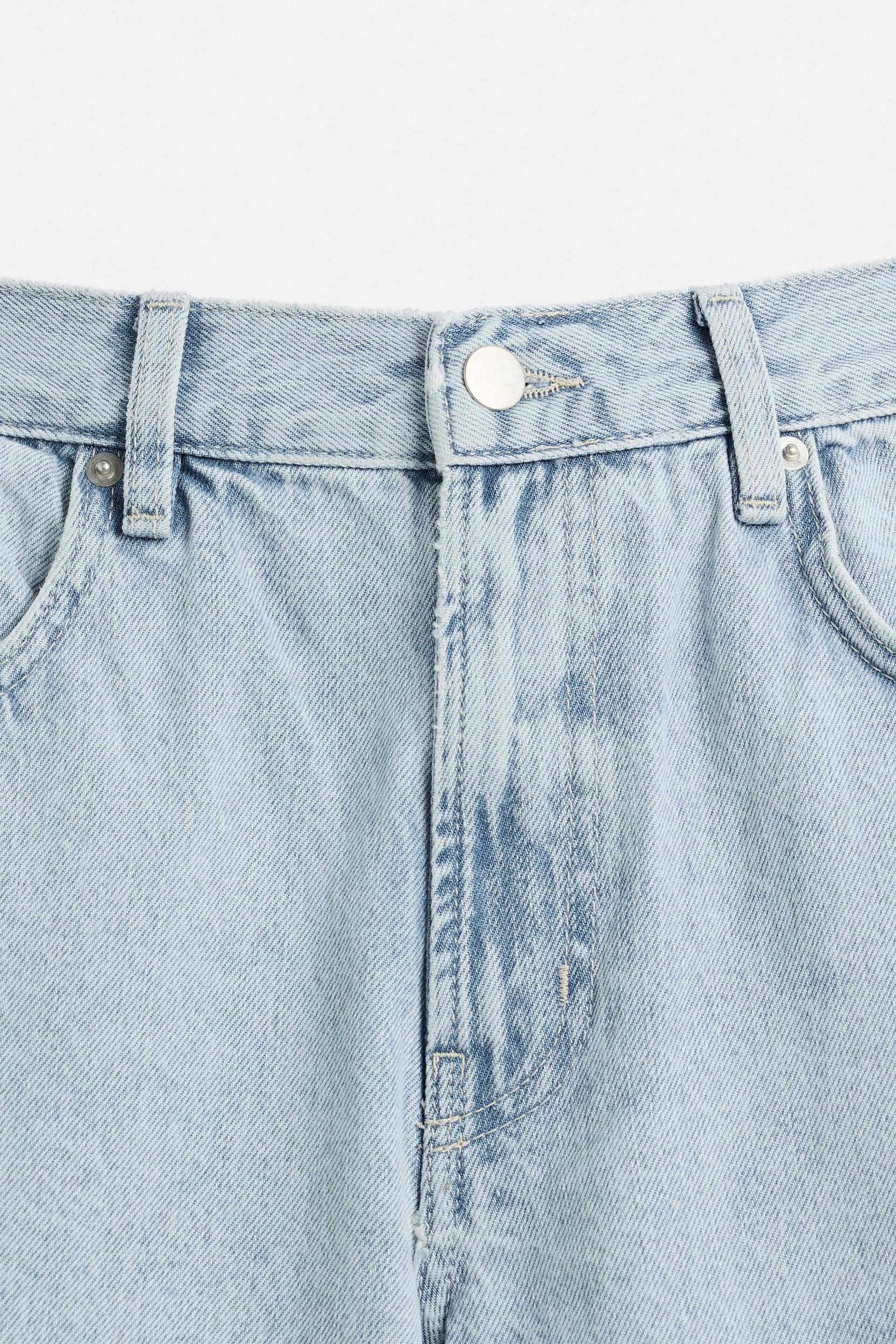 EMBROIDERED BAGGY FIT DENIM SHORTS Product Image