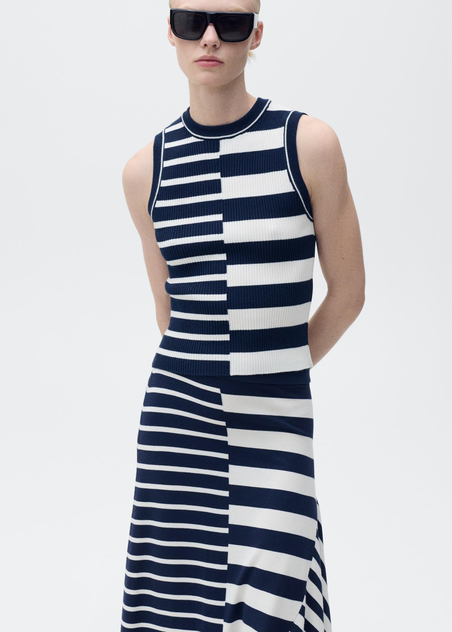 Asymmetrical striped knitted skirt - Women | MANGO USA Product Image