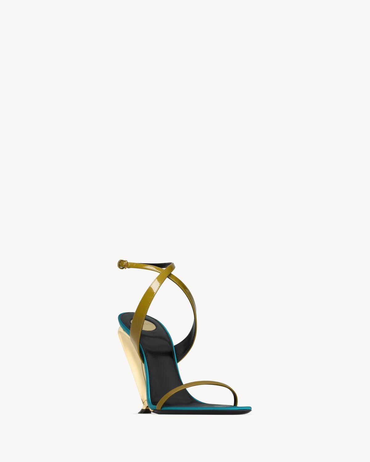 tallulah wedges in patent leather Product Image