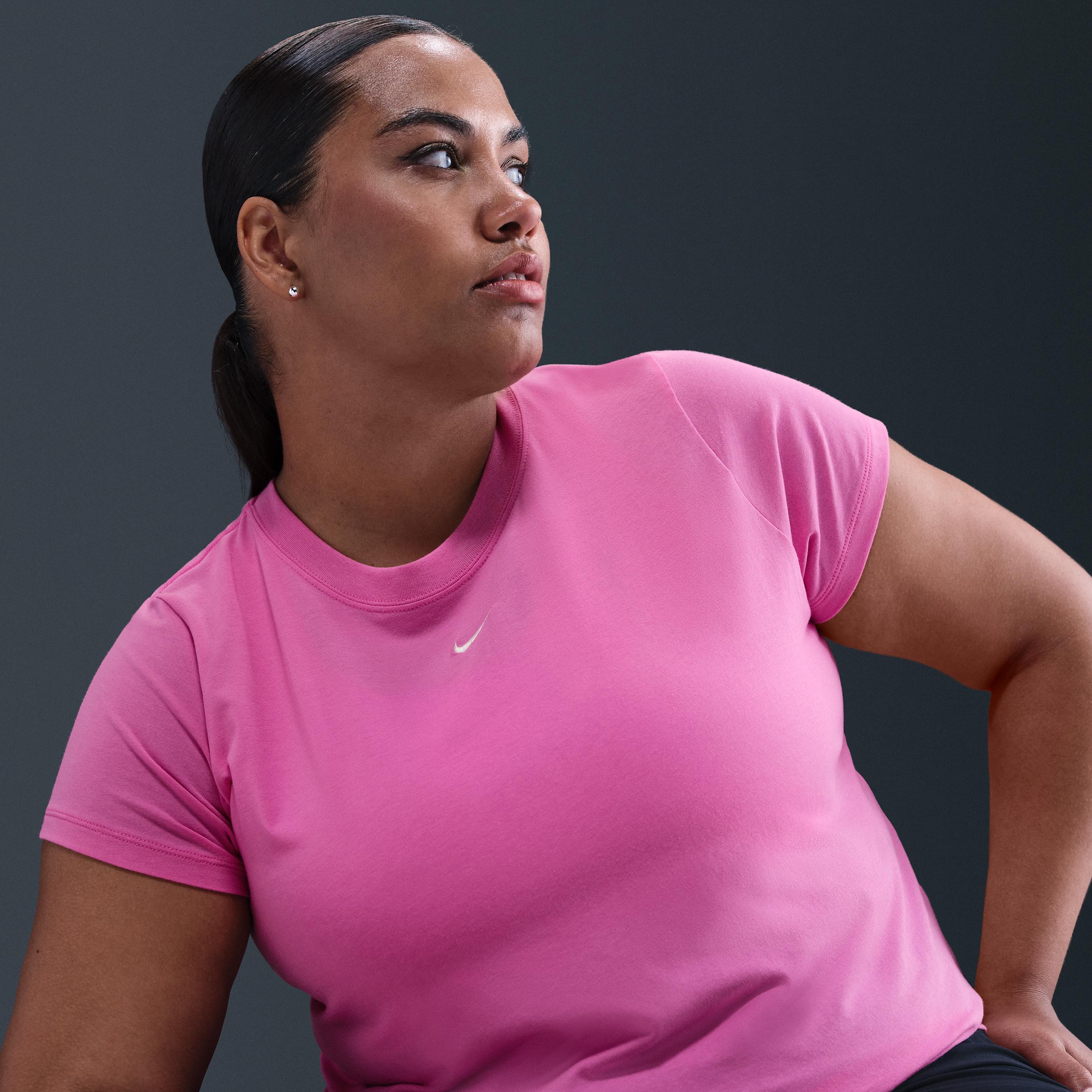 Nike Sportswear Chill Knit Women's Cropped T-Shirt (Plus Size) Product Image