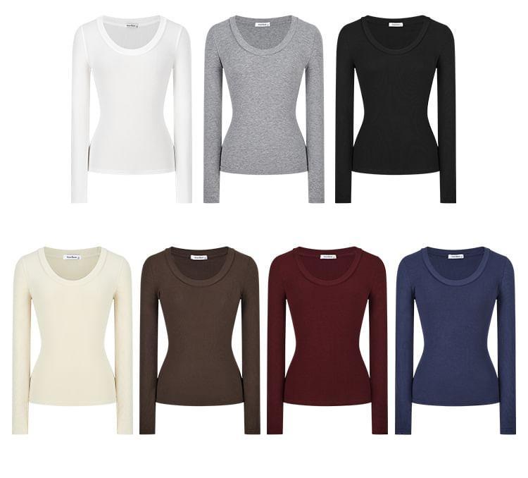 Long-Sleeve Scoop Neck Plain Slim Fit Tee Product Image