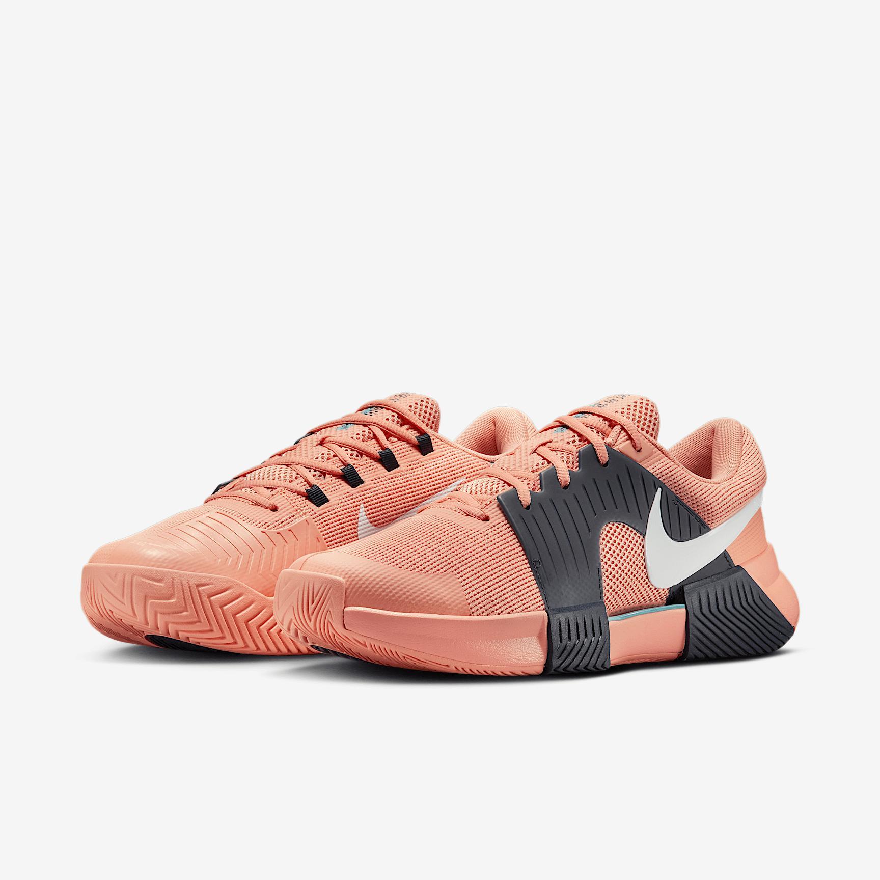 Nike Zoom GP Challenge 1 Men's Hard Court Tennis Shoes Product Image