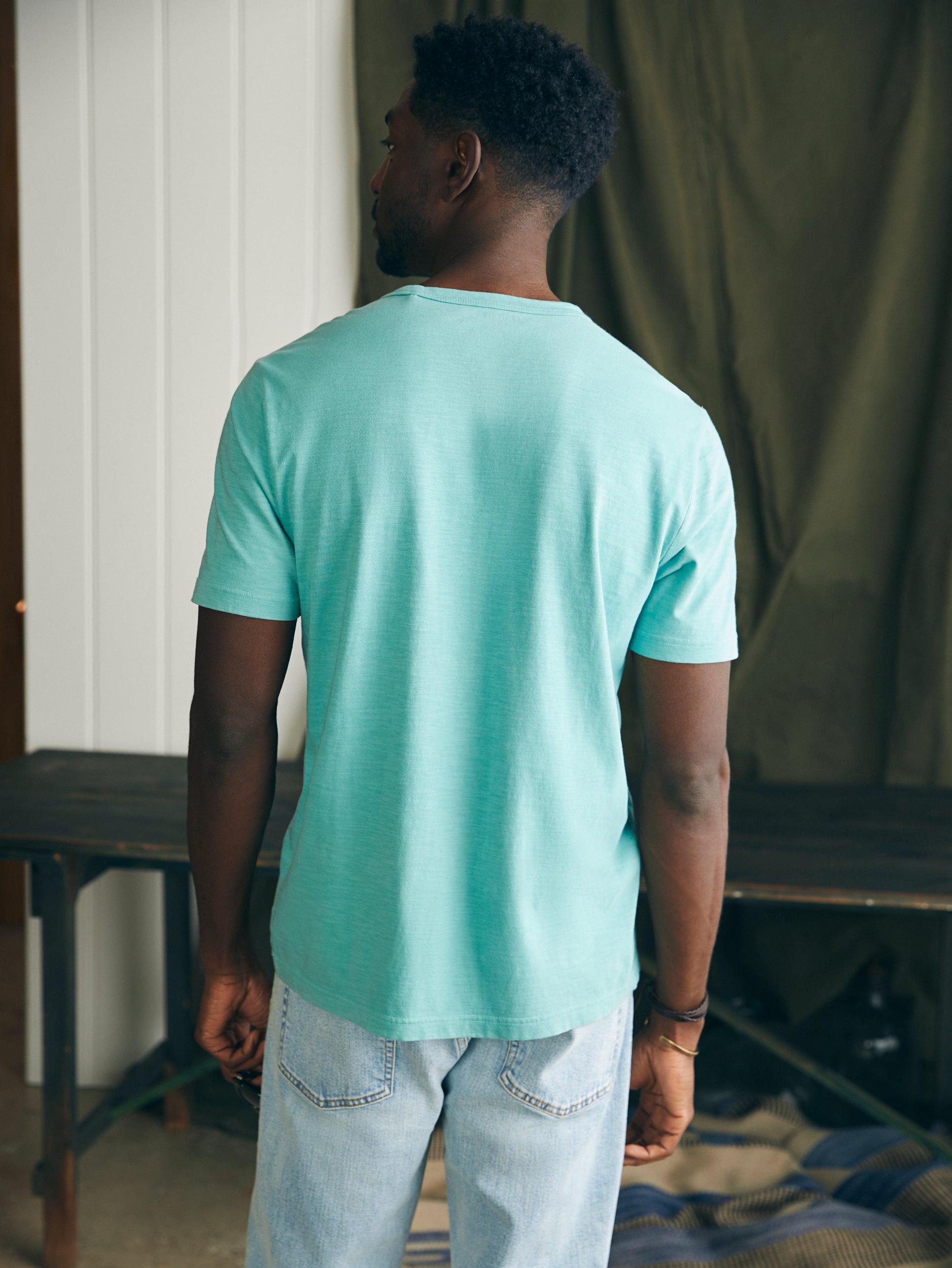 Sunwashed Pocket Tee - Island Teal Male Product Image