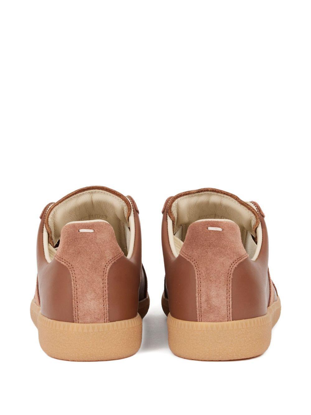 Replica sneakers Product Image
