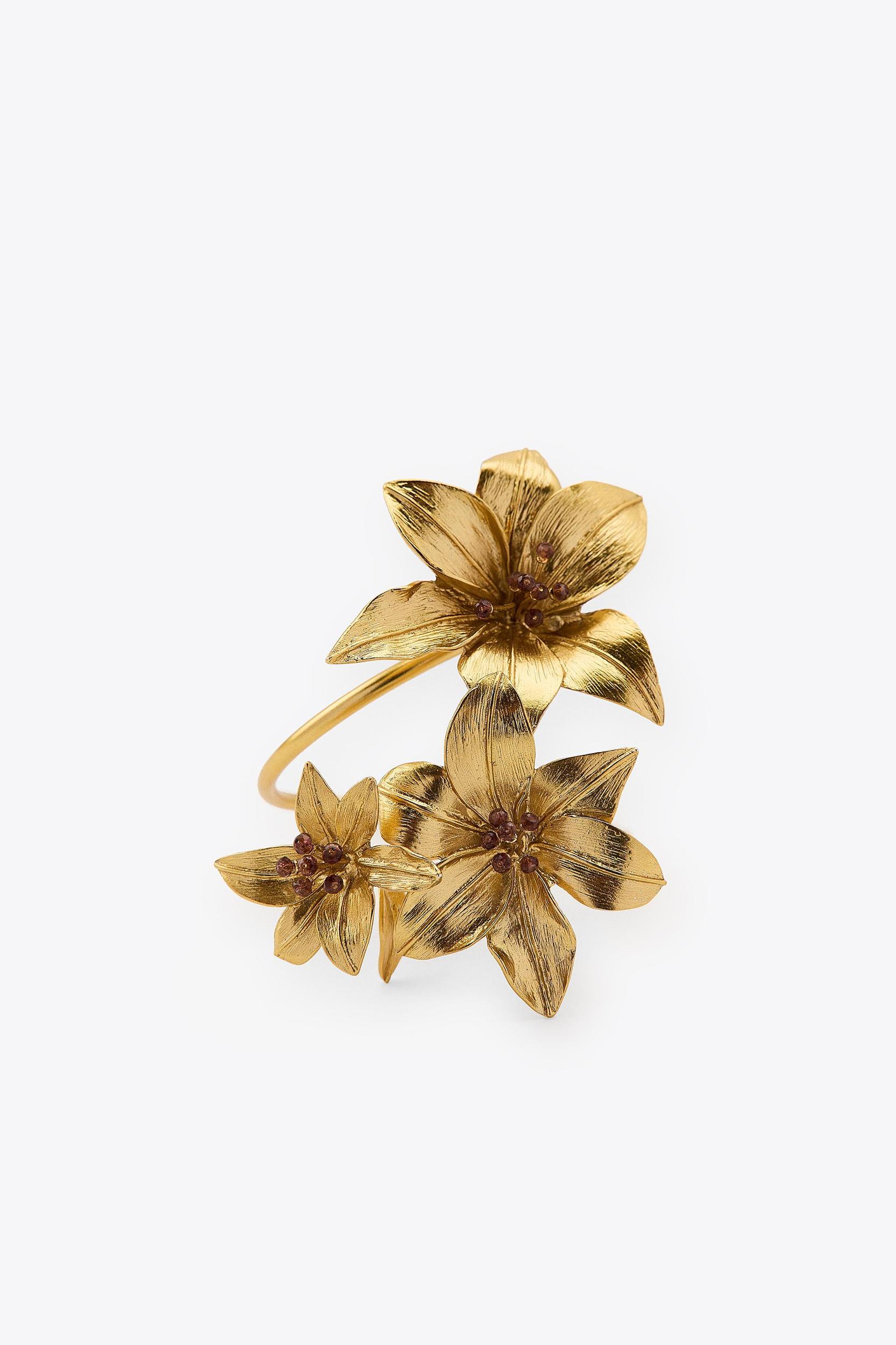 DOUBLE FLOWER BRACELET Product Image