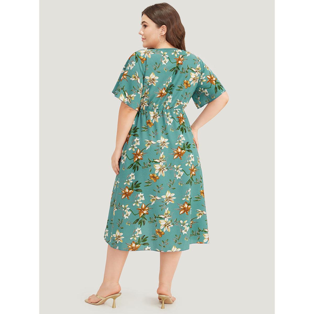 Plus Size Floral Print :Pocket Ruffles Pocket Wrap Hem Dress Emerald Women Elegant Printed V-neck Short sleeve Curvy Midi Dress BloomChic 12/L Product Image