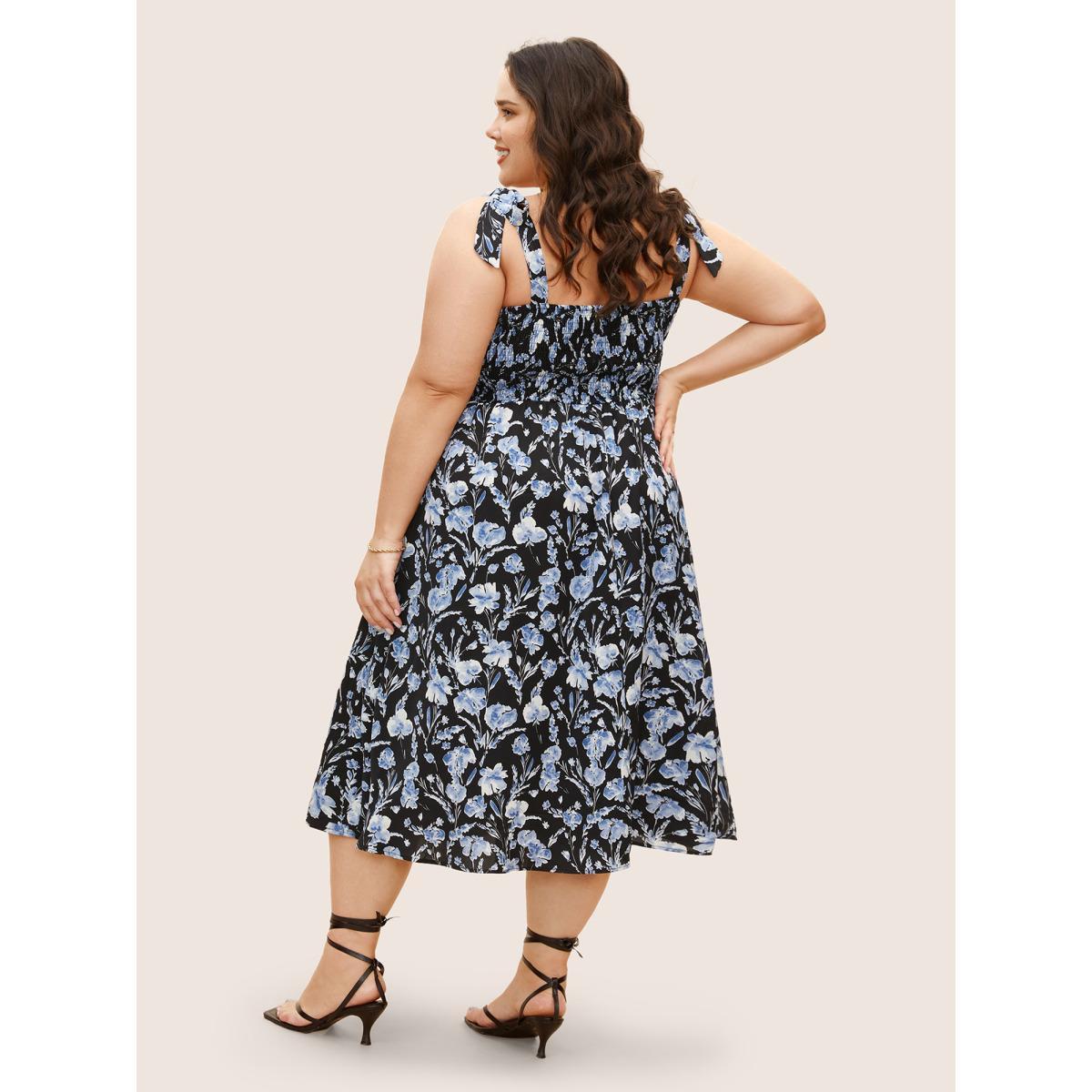 Plus Size Floral Print Tie Knot Shirred Dress Black Women Elegant Tie knot Non Sleeveless Curvy BloomChic 10/M Product Image