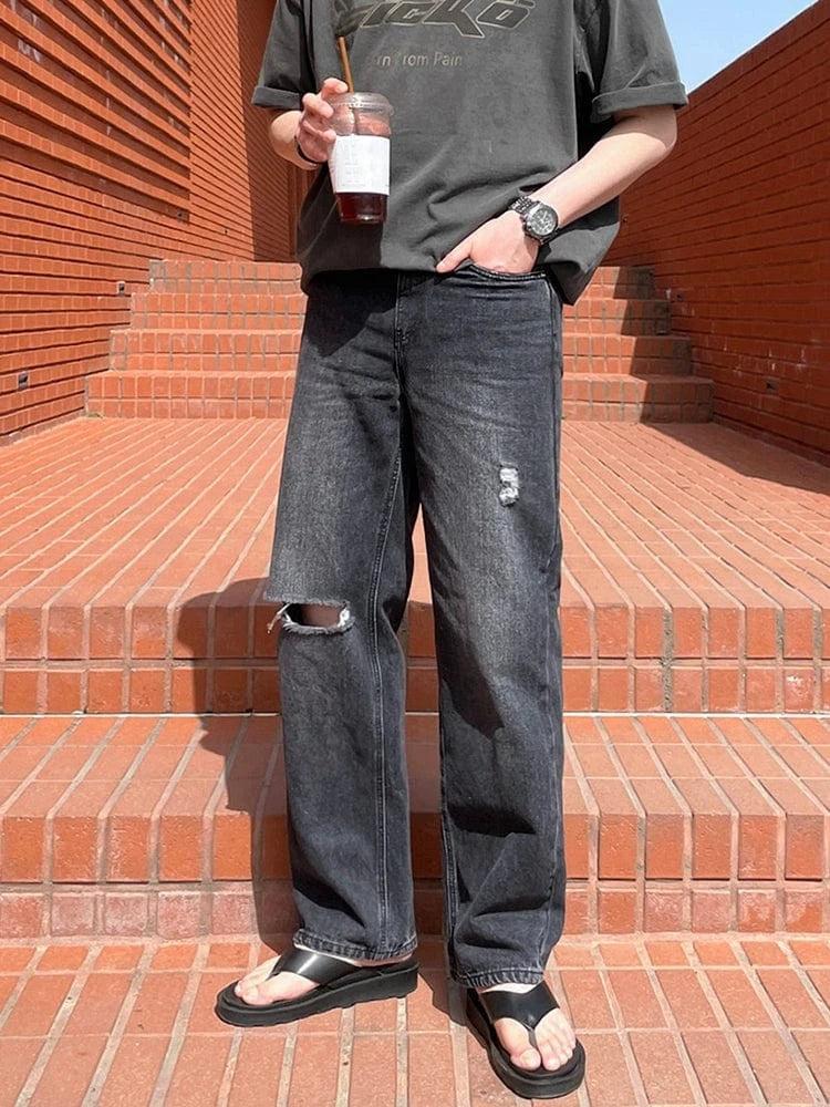 RT No. 18180 DISTRESSED DENIM JEANS Product Image