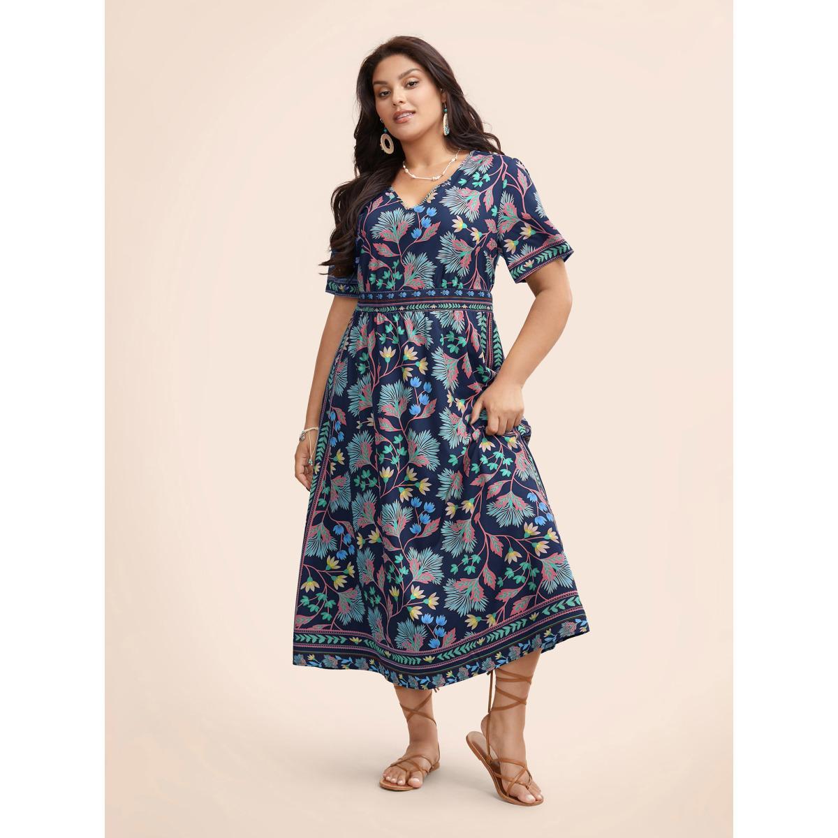 Plus Size Boho Print Shirred Pocket Midi Dress Navy Women Resort Shirred V-neck Short sleeve Curvy BloomChic 28/5X Product Image