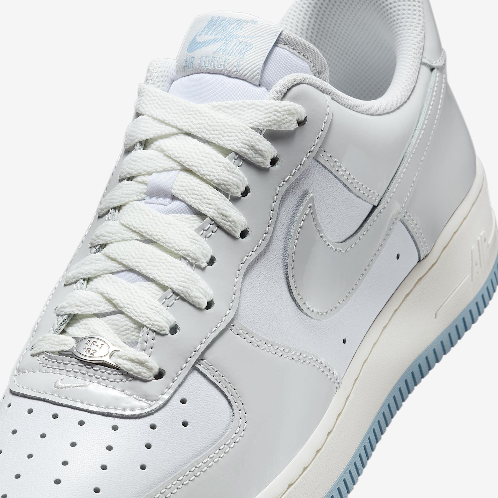Nike Men's Air Force 1 '0 Shoes Product Image