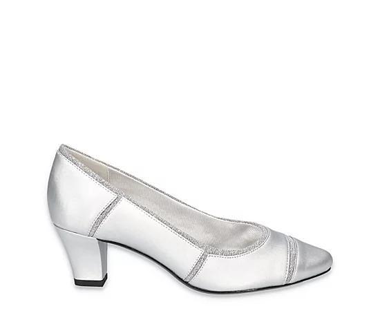 Easy Street Womens Datia Pump Product Image