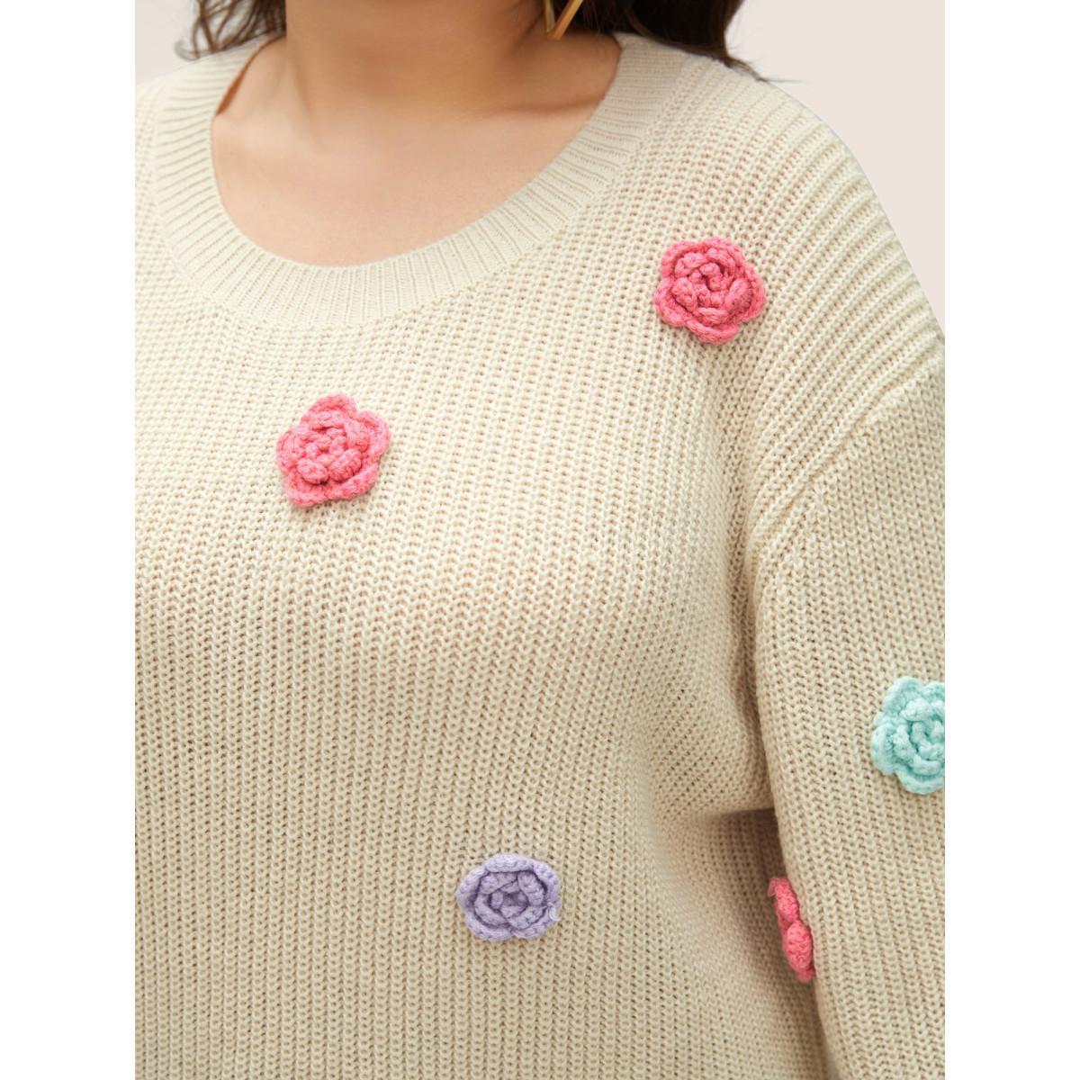 Plus Size Stereo Flower Design Split Hem Pullover Apricot Women Casual Long Sleeve Round Neck Everyday Pullovers BloomChic 28/5X Product Image