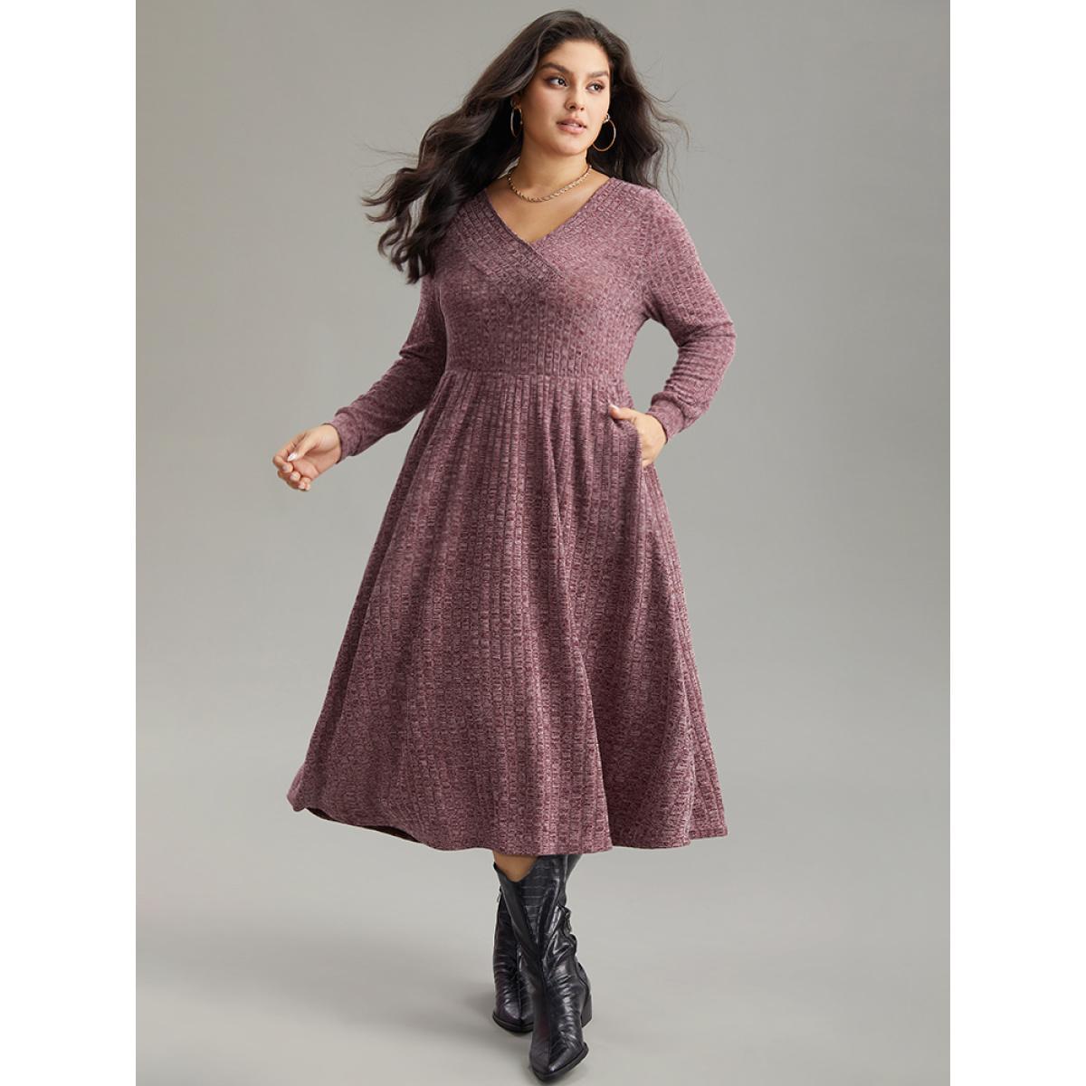 Plus Size Rib Knit Plain Plisse Long Sleeve Dress Purple Women Casual Rib Knit V-neck Long Sleeve Curvy Midi Dress BloomChic 12/L Product Image