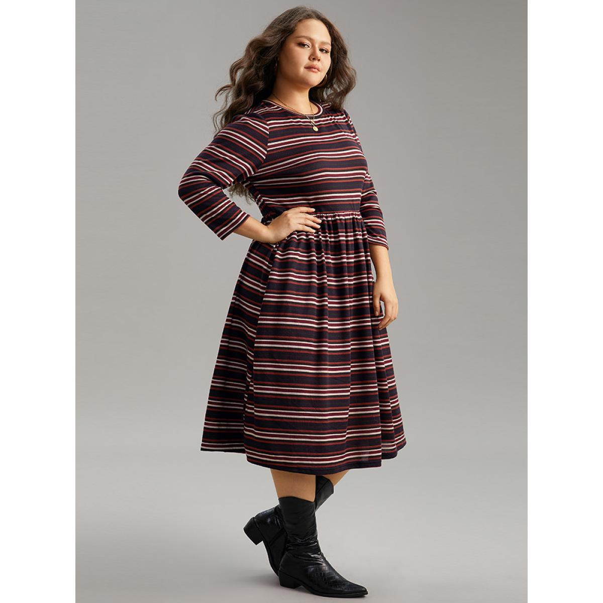Plus Size Striped Print Round Neck Pocket Elastic Waist Dress Black Women Casual Printed Round Neck Long Sleeve Curvy Midi Dress BloomChic 22-24/3X Product Image