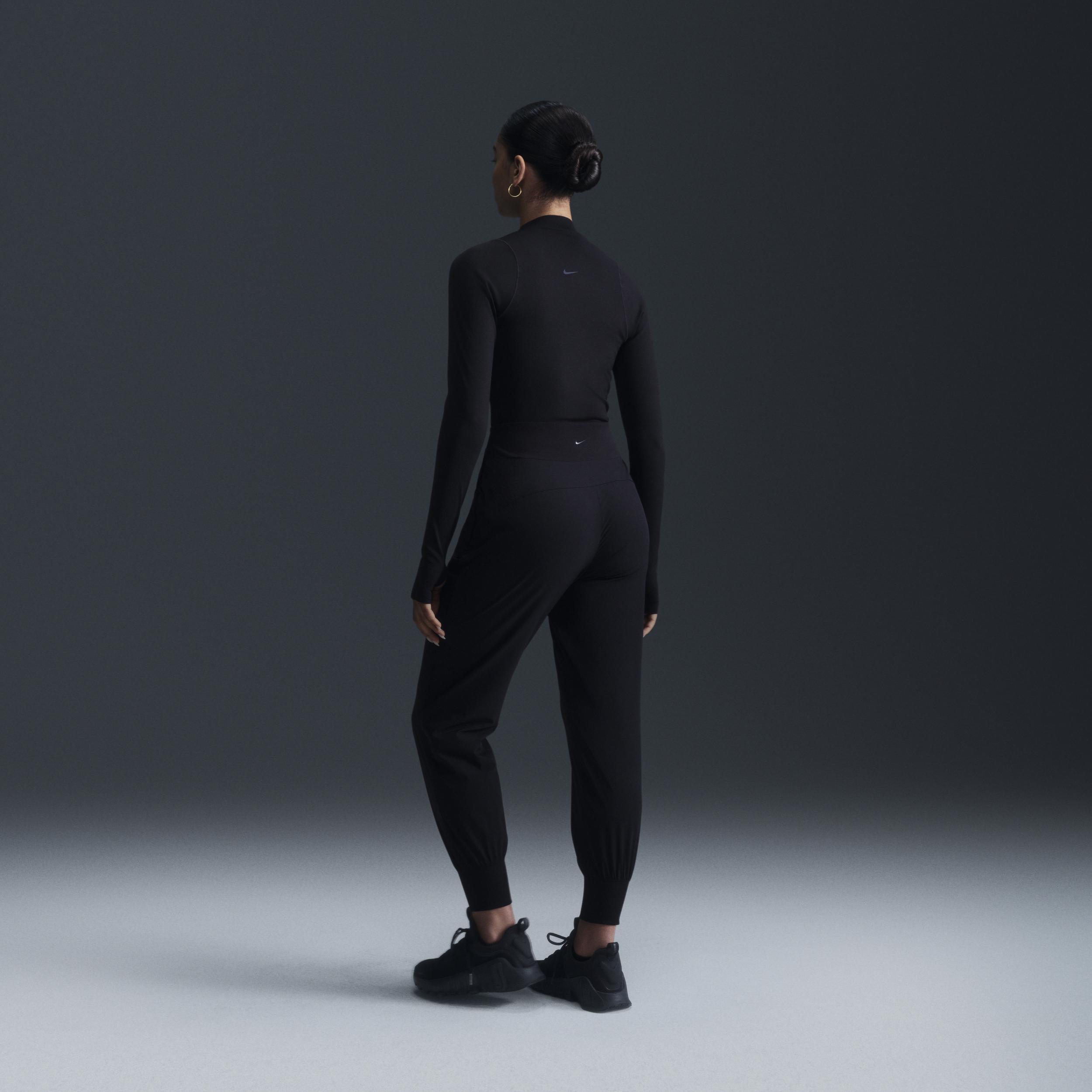 Nike Women's Zenvy Dri-FIT Long-Sleeve Top Product Image