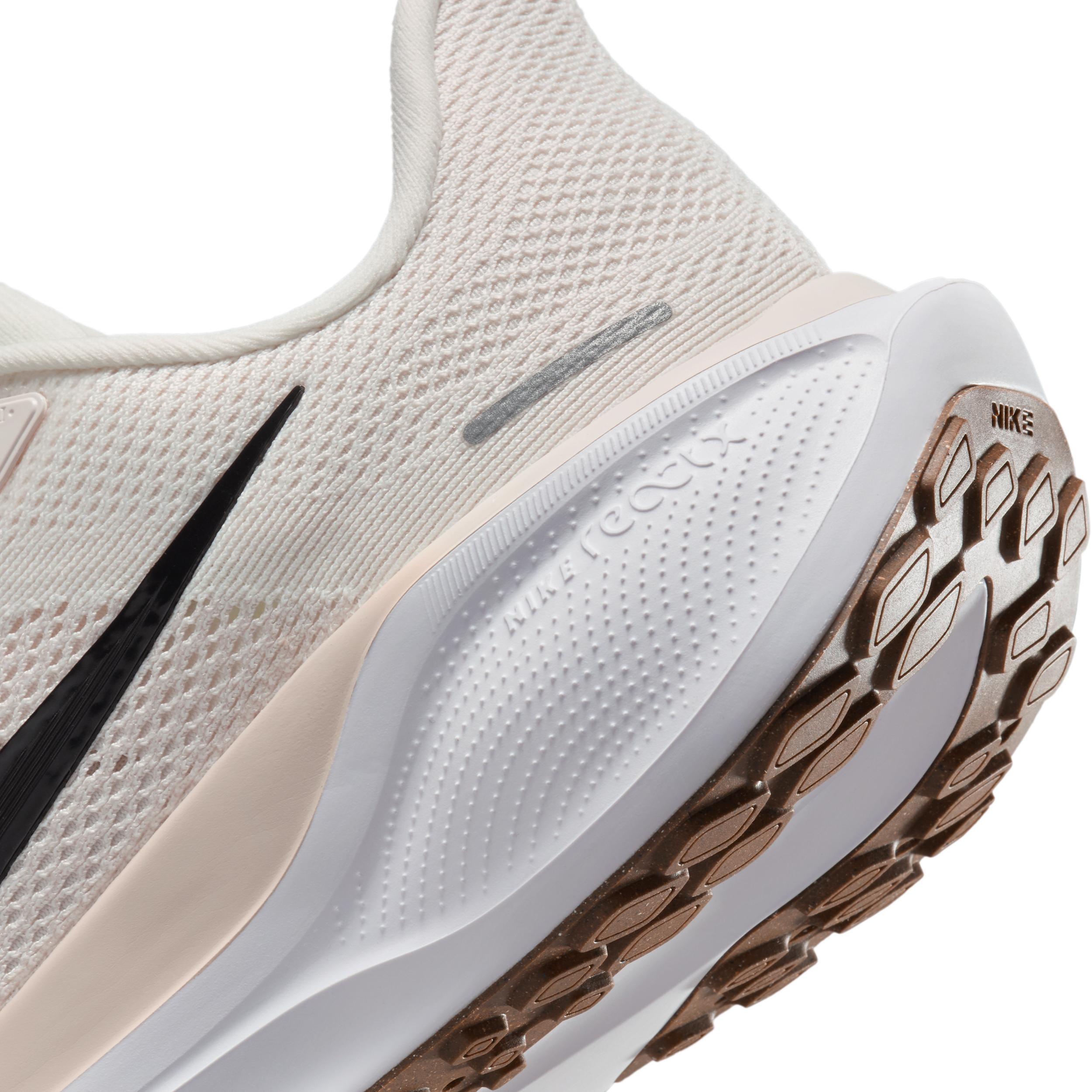 Nike Womens Pegasus 41 Running Shoes (Extra Wide Width 2E) Product Image