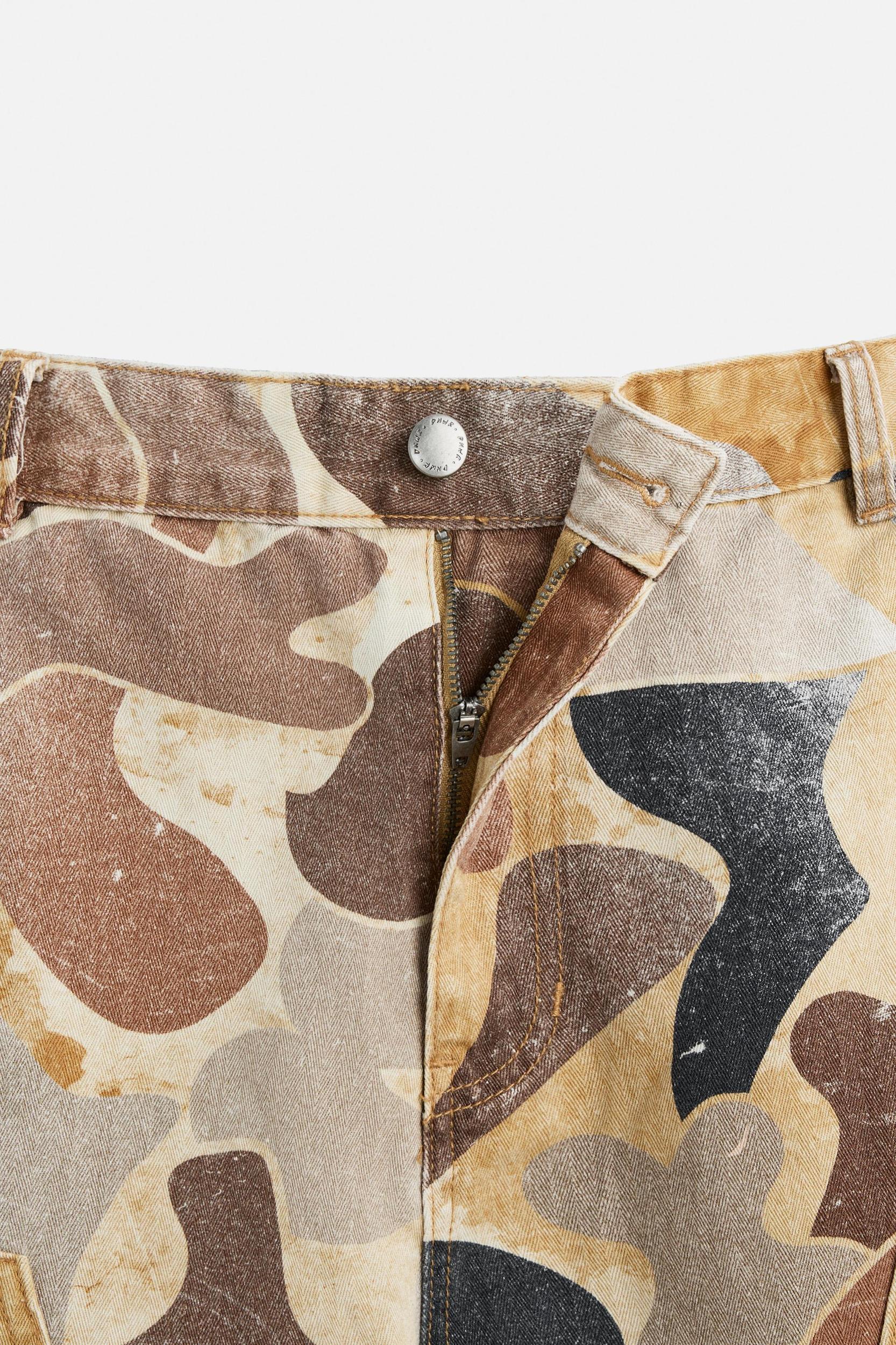 PRINTED CARPENTER PANTS Product Image